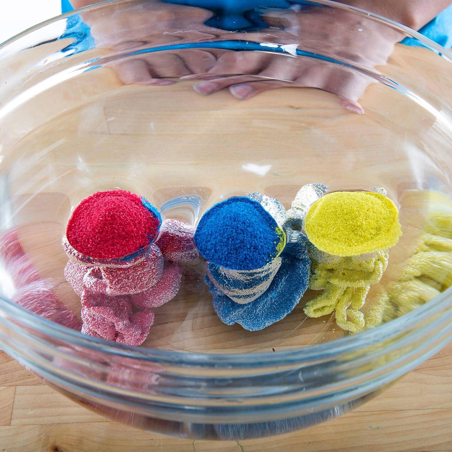 Magic Sand, 227g, Yellow – Colored Play Sand That Never Gets Wet, Exciting STEM Activity, Learn and Teach About Water Molecules for Home and Classroom Use