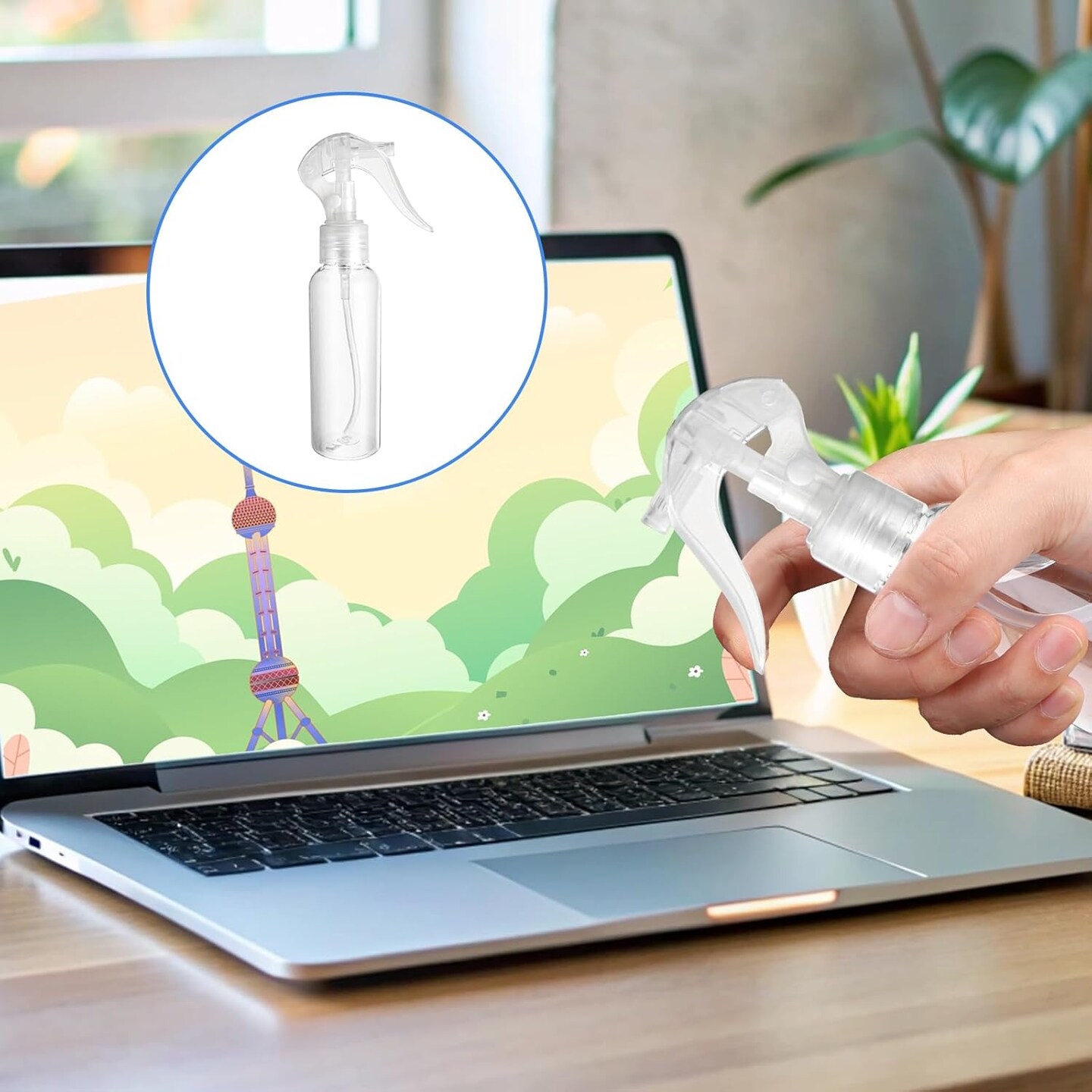 8Pcs Small Spray Bottles