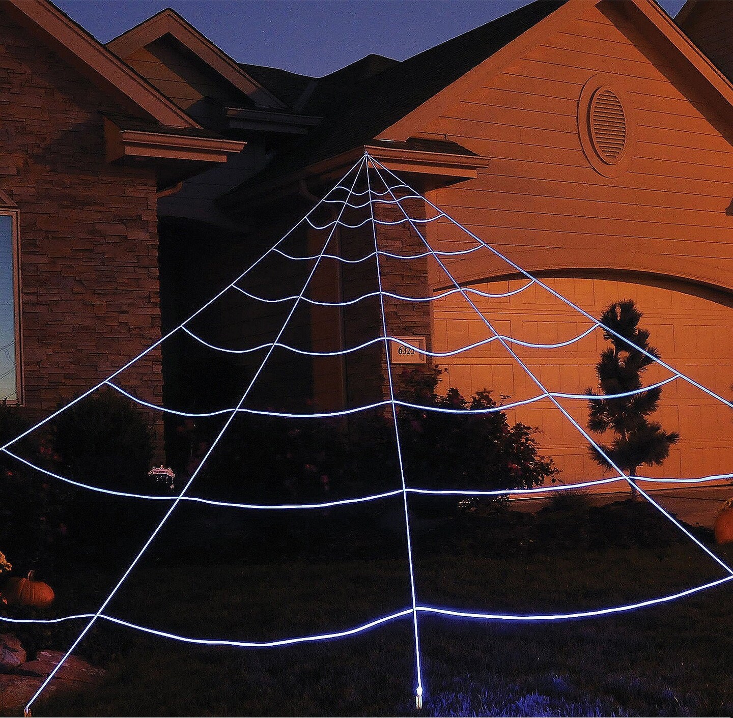 24" Halloween LED Web – Spooky Outdoor Lighted Display