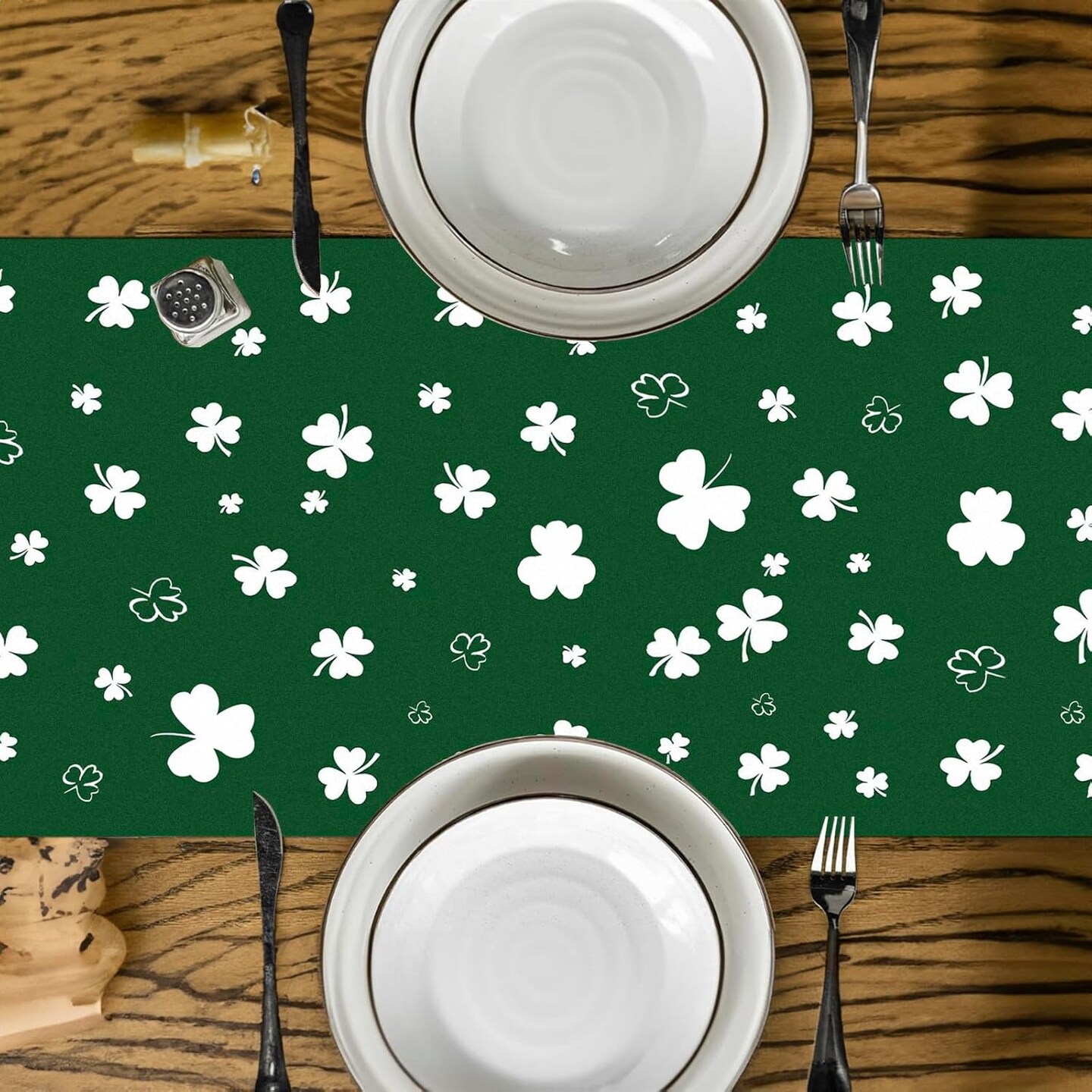 St Patrick&#x27;s Day Table Runner,Green Shamrock,Indoor Home Party Seasonal Kitchen