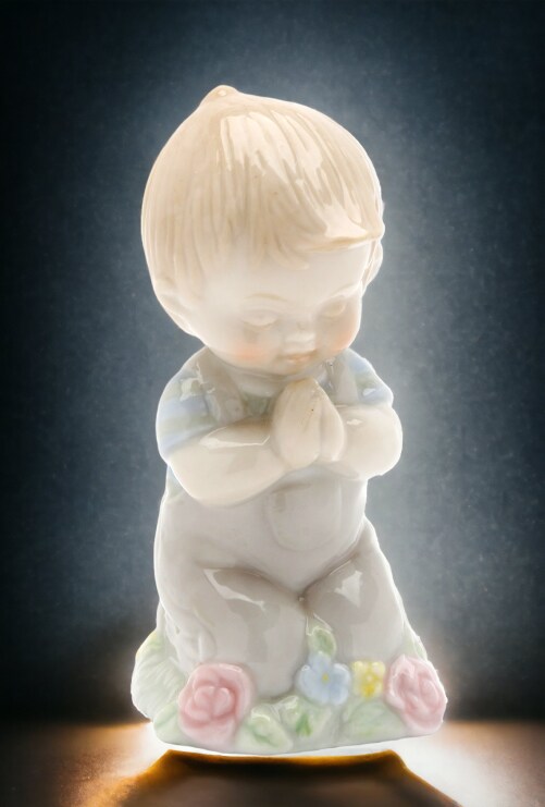 Ceramic Praying Boy Figurine, Religious D&#xE9;cor, Religious Gift, Church D&#xE9;cor, Baptism Gift