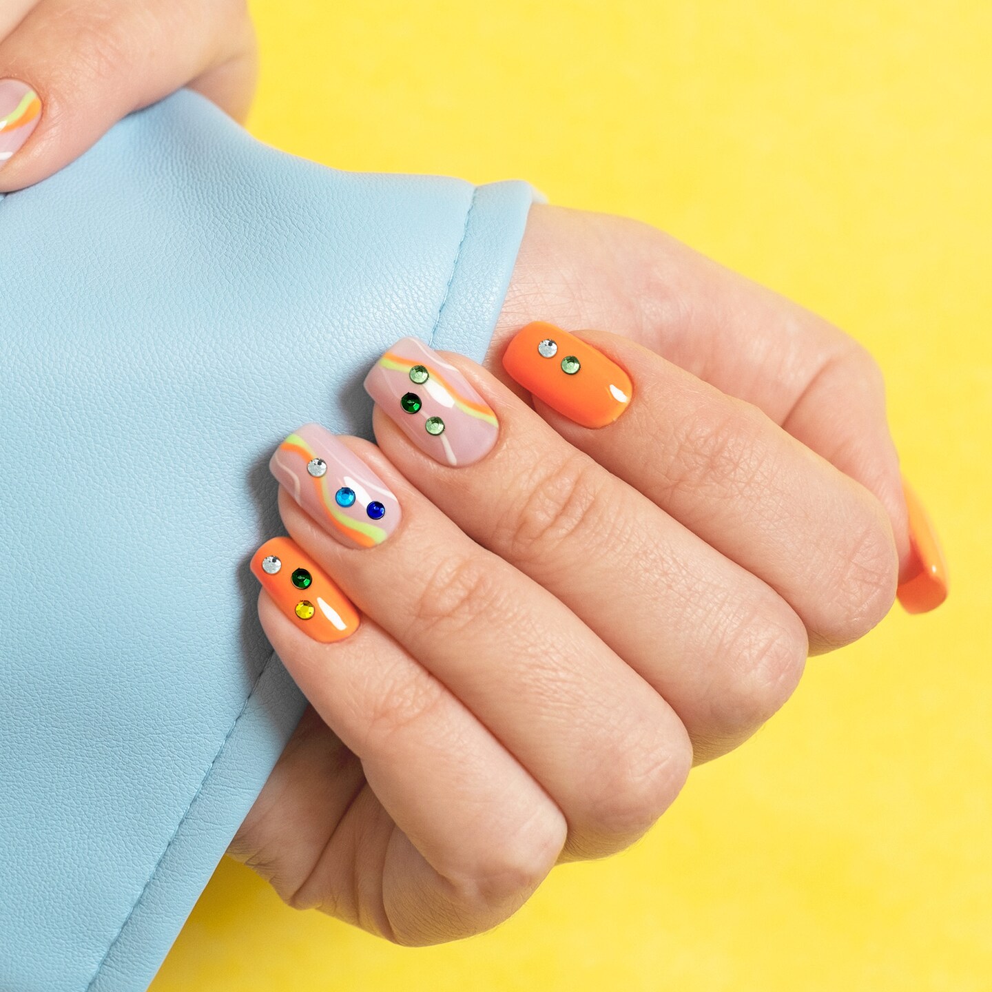 Wrapables Rhinestones 2400 Piece 12 Color Nail Art Nailart Manicure Wheels