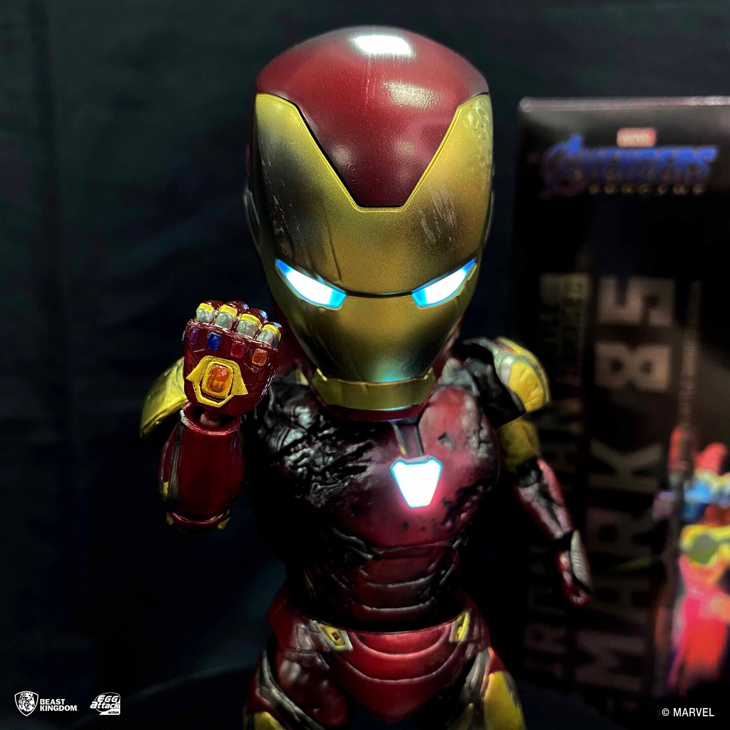 Avengers: Endgame Iron Man Mark 85 Battle Damaged Version Toy