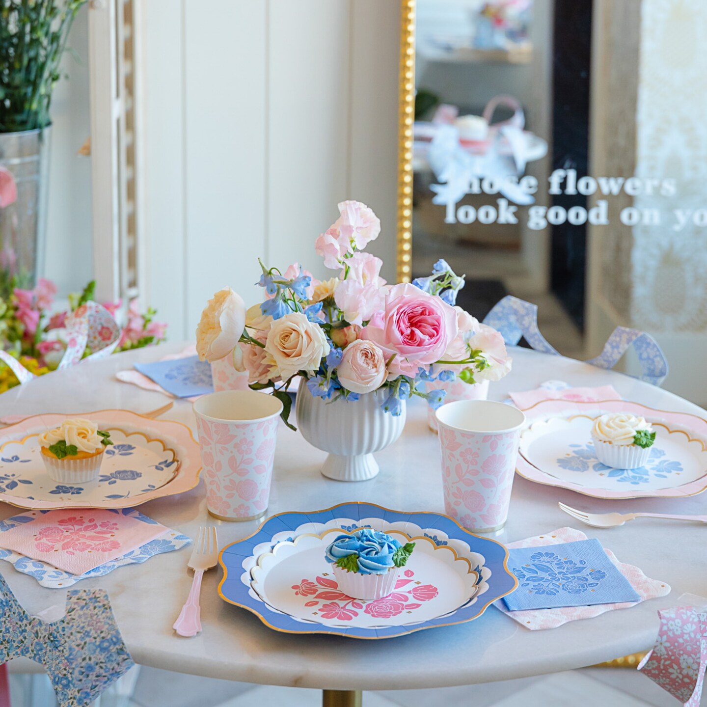 BELLE BLUE ELEGANT FLORAL COCKTAIL NAPKINS