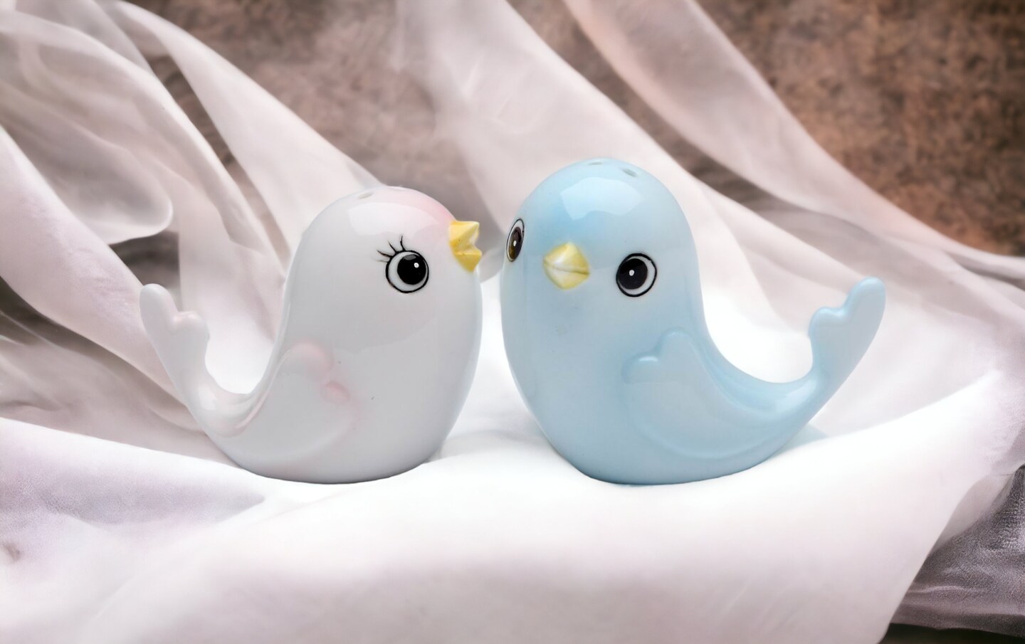 Hand Painted Ceramic Blue and Pink Bird Salt &#x26; Pepper Shakers, Wedding D&#xE9;cor, Gift for Her, Gift for Mom, Kitchen D&#xE9;cor, Birdwatcher Gift