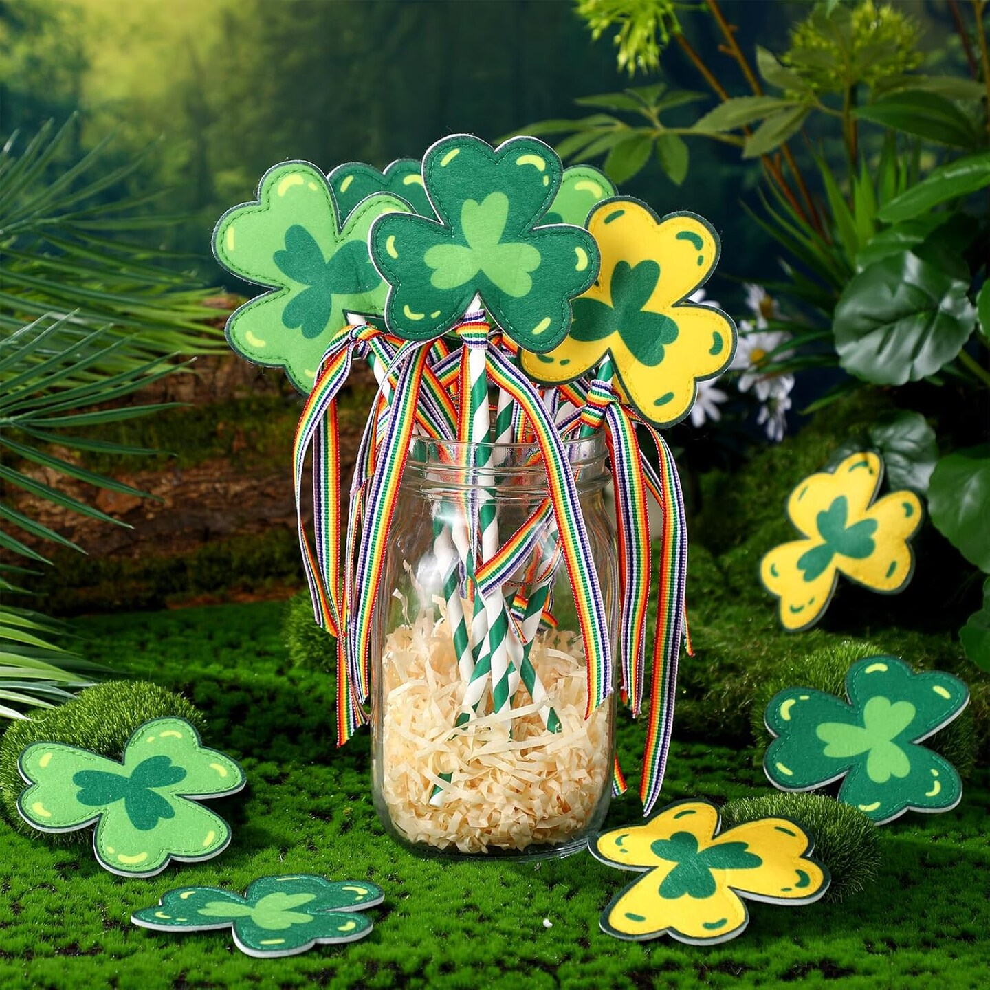 24 Set St. Patrick&#x27;s Day Shamrock Wand Craft Kits with Dark Green Stripes Straws Felt Clover