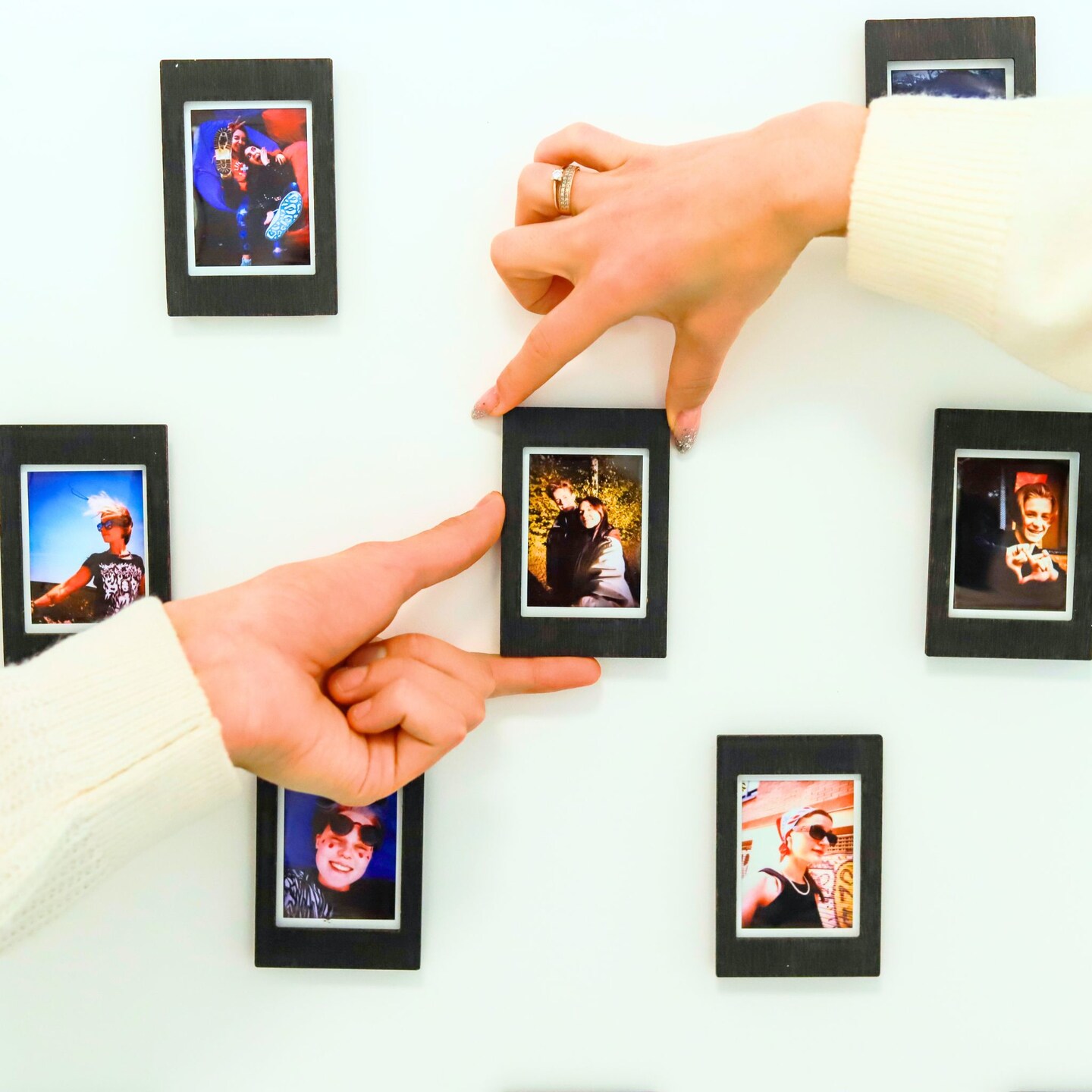 Wooden Photo Frames &#x2013; Set of 10 Mini Frames (Compatible with Instax Mini Photos) &#x2013; Eco-Friendly Vintage Photo Display &#x2013; Perfect Wall Decor &#x26; Gift Idea for Photography Lovers