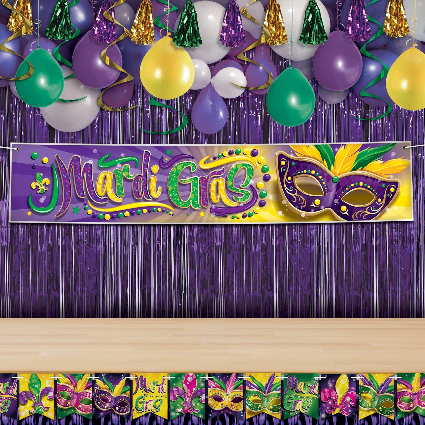 12 Pack Beistle Mardi Gras Banner