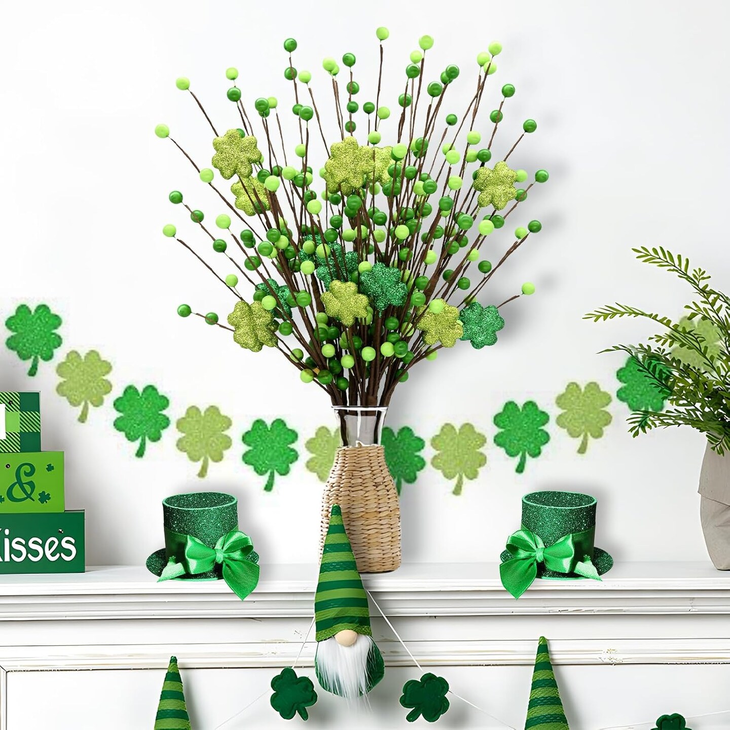 Berry Stems Decor, 24Inch Artificial Clover Stems for St. Patrick&#x27;s Day Decorations