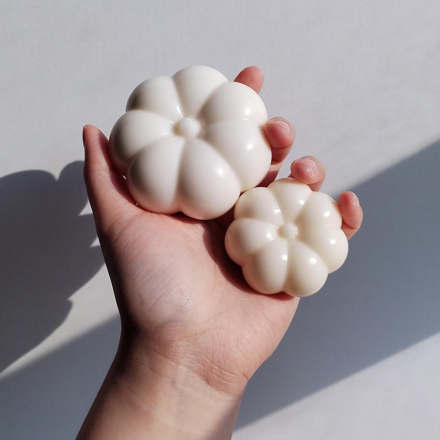 4PCS Pumpkin Leaf Silicone Molds Set(white)3.6 x 2.4 x 0.15 inches