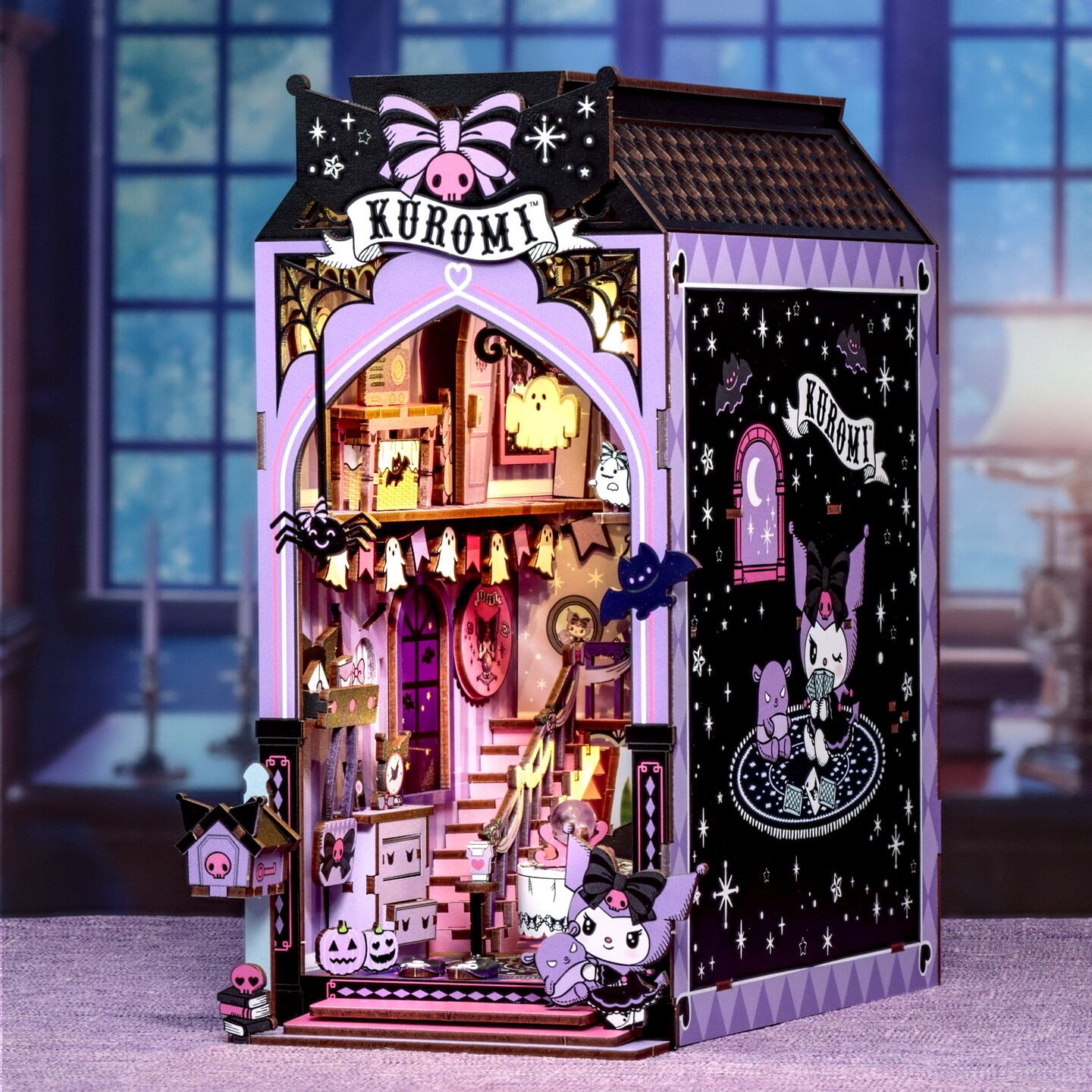 Kuromi&#x2122; Spooky House - DIY Book Nook Kit