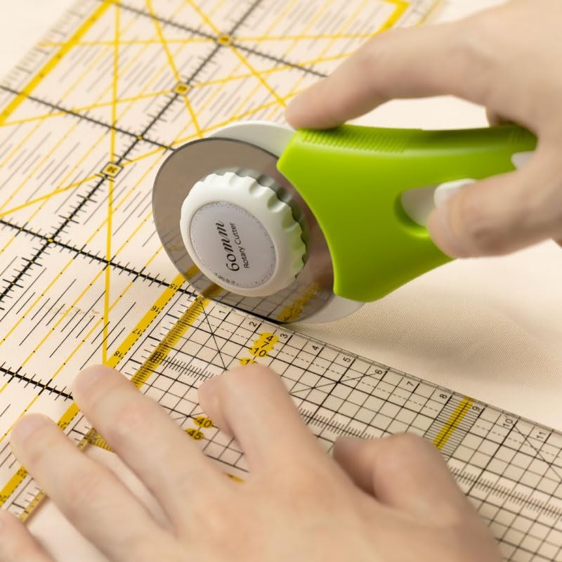 Kearing&#xAE; 60mm Rotary Cutter for Fabric with High Speed Steel Blade and Safety Guard for Sewing, Quilting Arts and Crafts