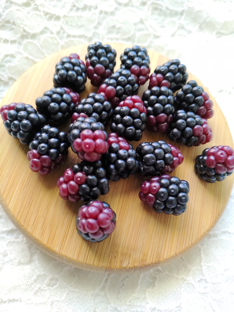 Polymer clay 5 blackberries, polymer clay bead, berry beads, beading supplies, DIY, miniature fruit, earring beads