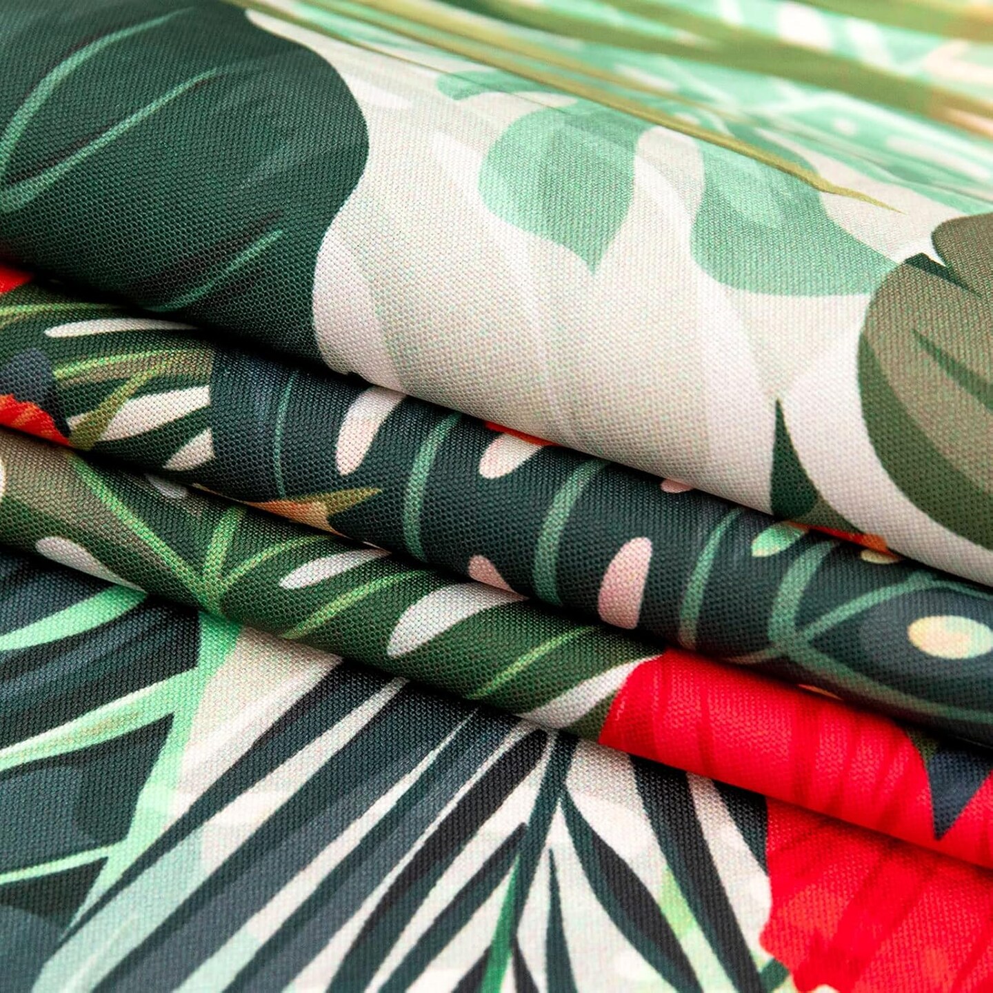 Tropical Round Tablecloth, Hawaiian Palm Tree Hibiscus Flowers Plants Tablecloths, Aloha/Luau Theme Party, Wipeable Waterproof Table Cloth for Family Dinners Patio Outdoor/Outside Events 50x50 Inch