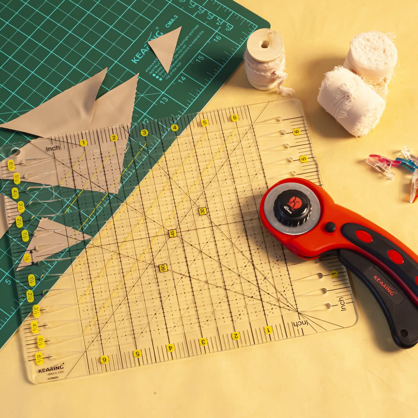 Kearing&#xAE; Large Slotted Quilting Ruler, Non-Slip Stripology Acrylic Ruler for Fabric Cutting