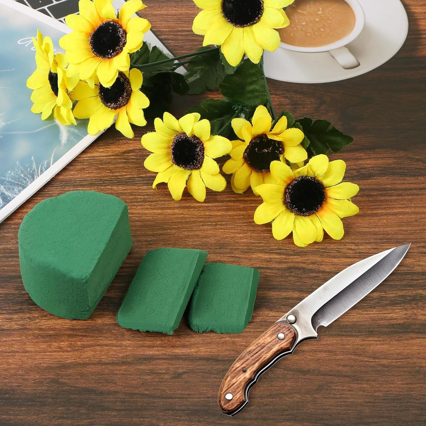 3.2&#x22; X 1.6&#x22; Green Round Floral Foam Blocks