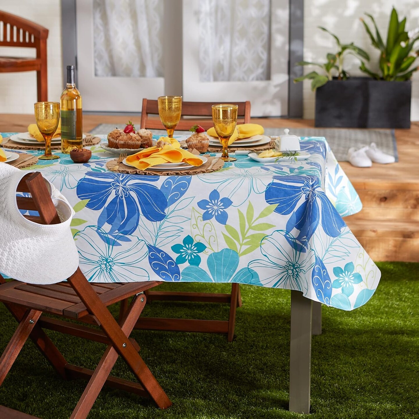 Summer Vinyl Table Cover Collection Flannel Backed Floral Tablecloth