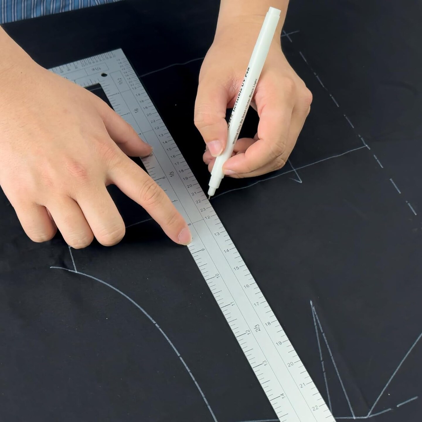 Kearing® L-Square Ruler 24" x 14", Made from Aircraft Aluminum, 1/8” Calibrations Markings On Both Sides