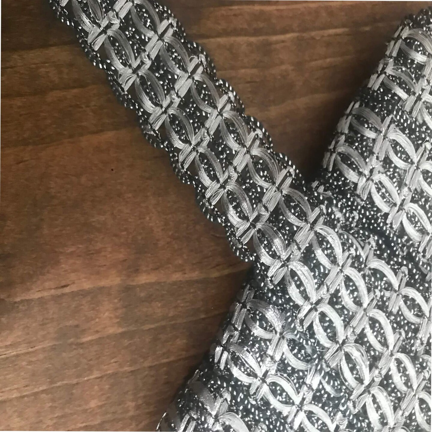 1&#x22; Gunmetal &#x26; Silver Metallic Lace Gimp Trim &#x2013; Pull-Through Threading Decorative Upholstery Braid