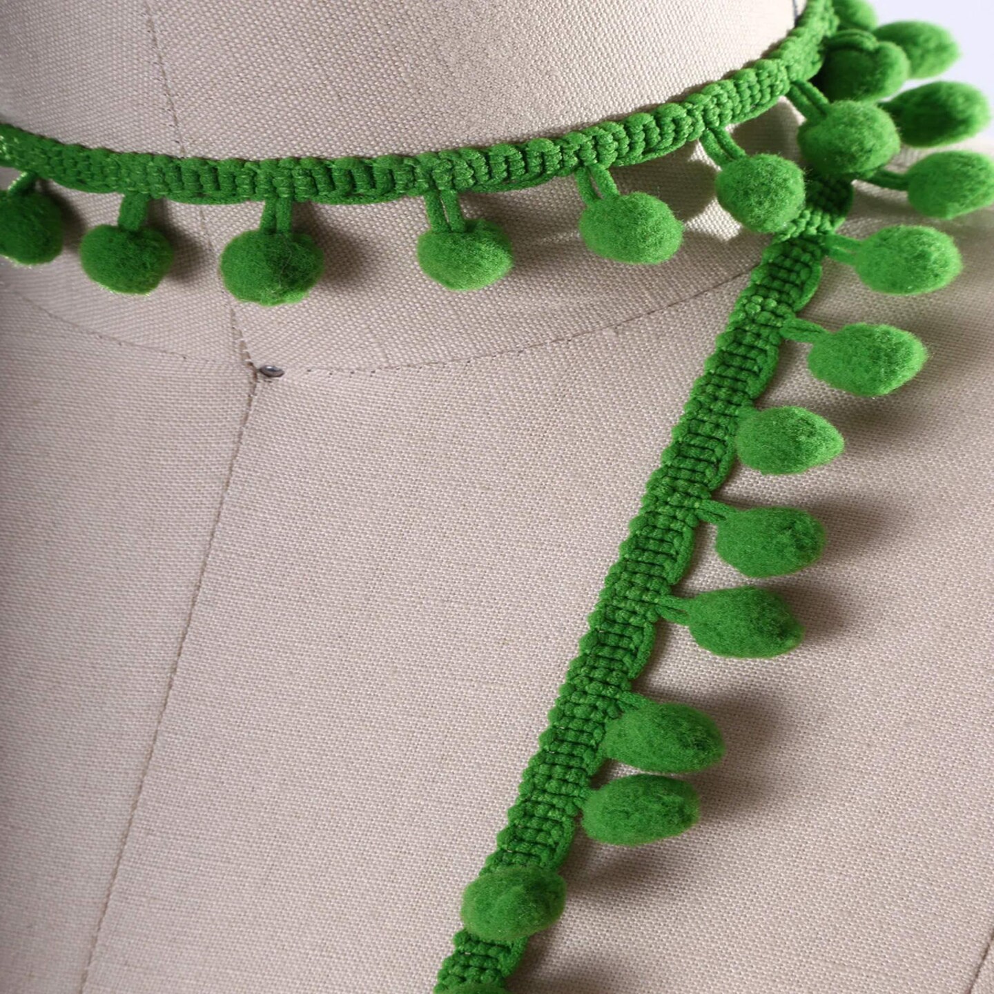 2 Yards Gross Green Small Pom Pom Fringe Trim 10mm DIY Craft Accessory