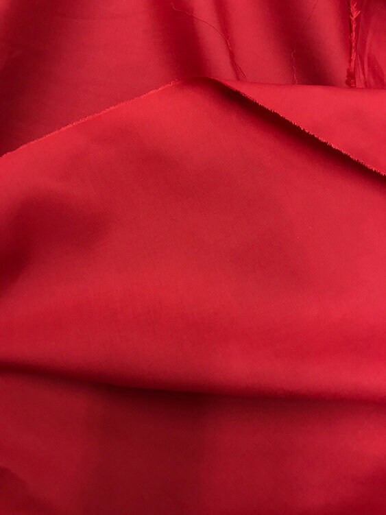 1 Yard Red Poly Cotton Fabric Lightweight 58/59 Inch Wide Sewing and Craft Material