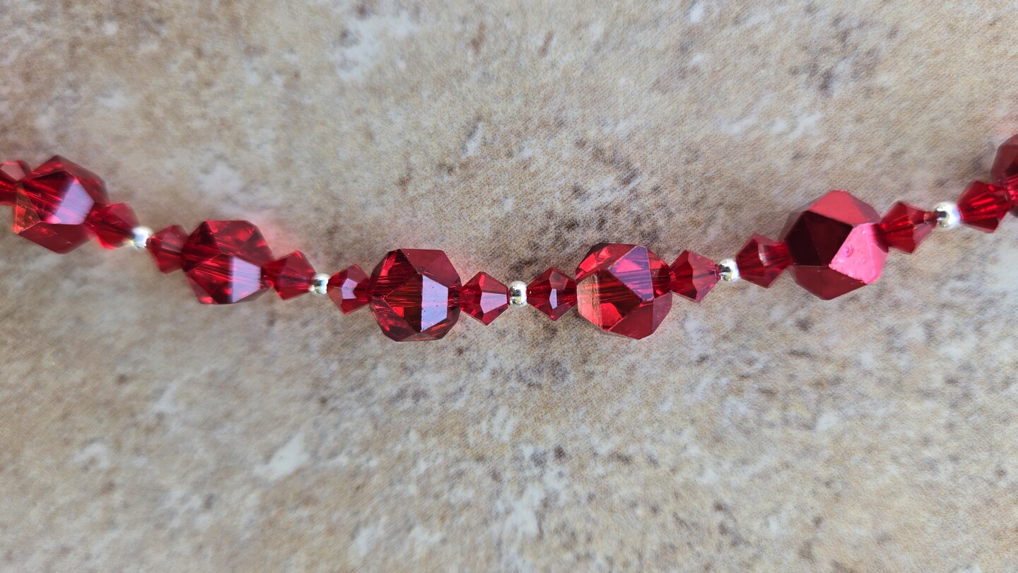 Swaroski bicone crystal bracelet store - ombre red to clear