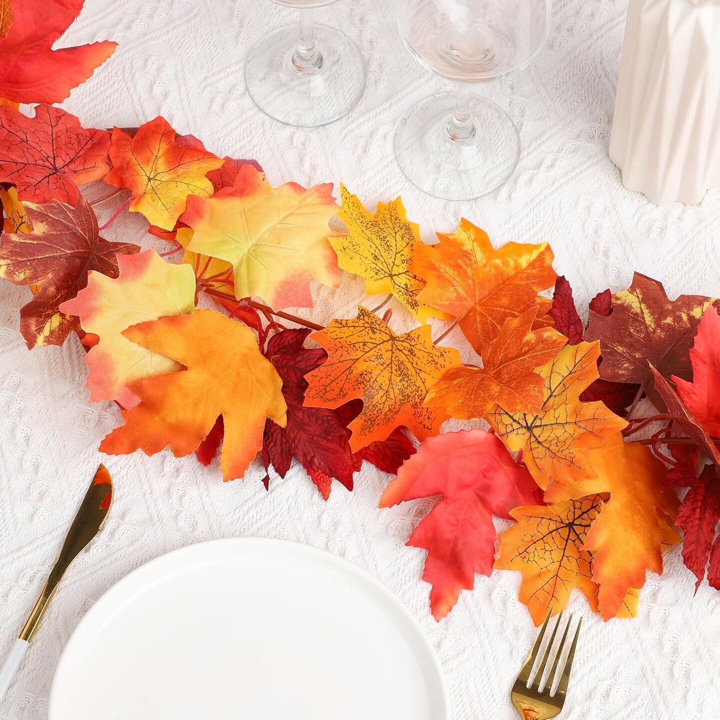 Artificial Fall Foliage Garland Autumn Hanging Vine Fall Garland Leaves Colorful Autumn Decor for Wedding Thanksgiving Dinner Party Decor
