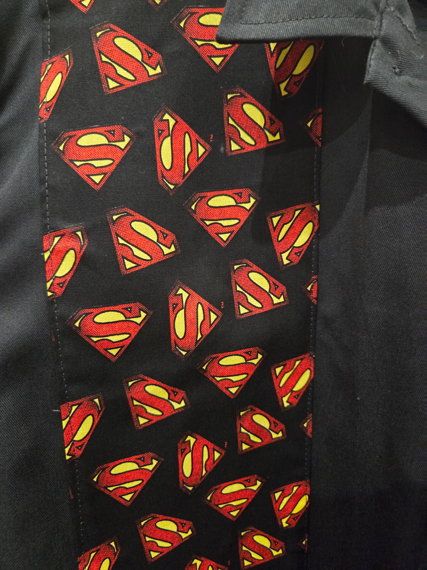 superman dress shirts Repeat Words and Shields White Adult Regular Fit Short Sleeve Shirt Large Under the collar Superman outfit - Dress up
