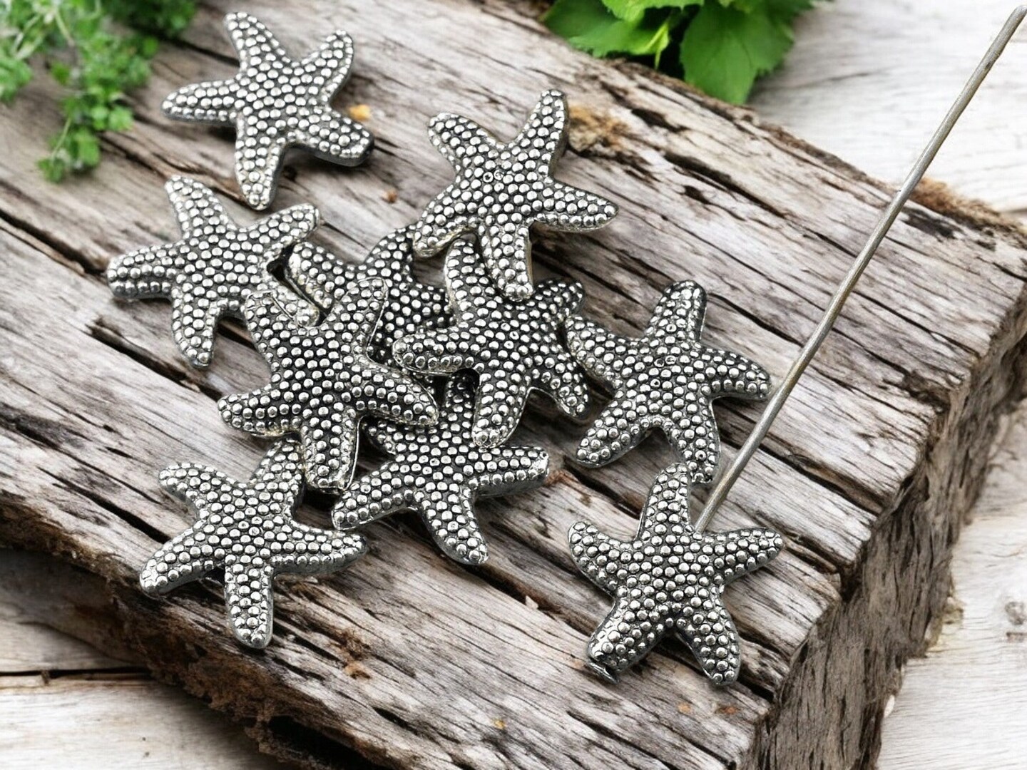 *50* 14mm Antique Silver Starfish Beads