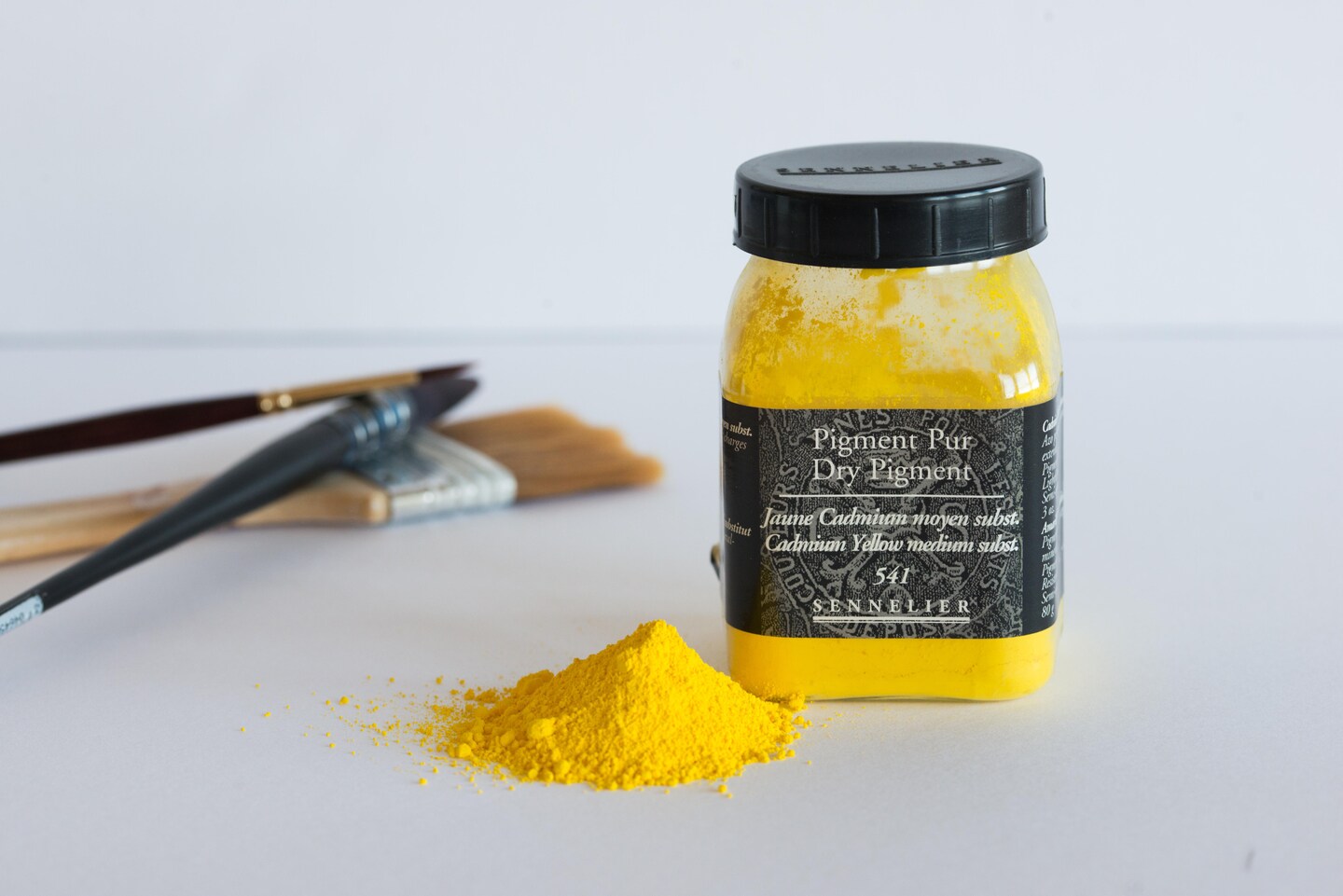 Sennelier Dry Pigment, 80g Jar, Cadmium Yellow Medium Hue