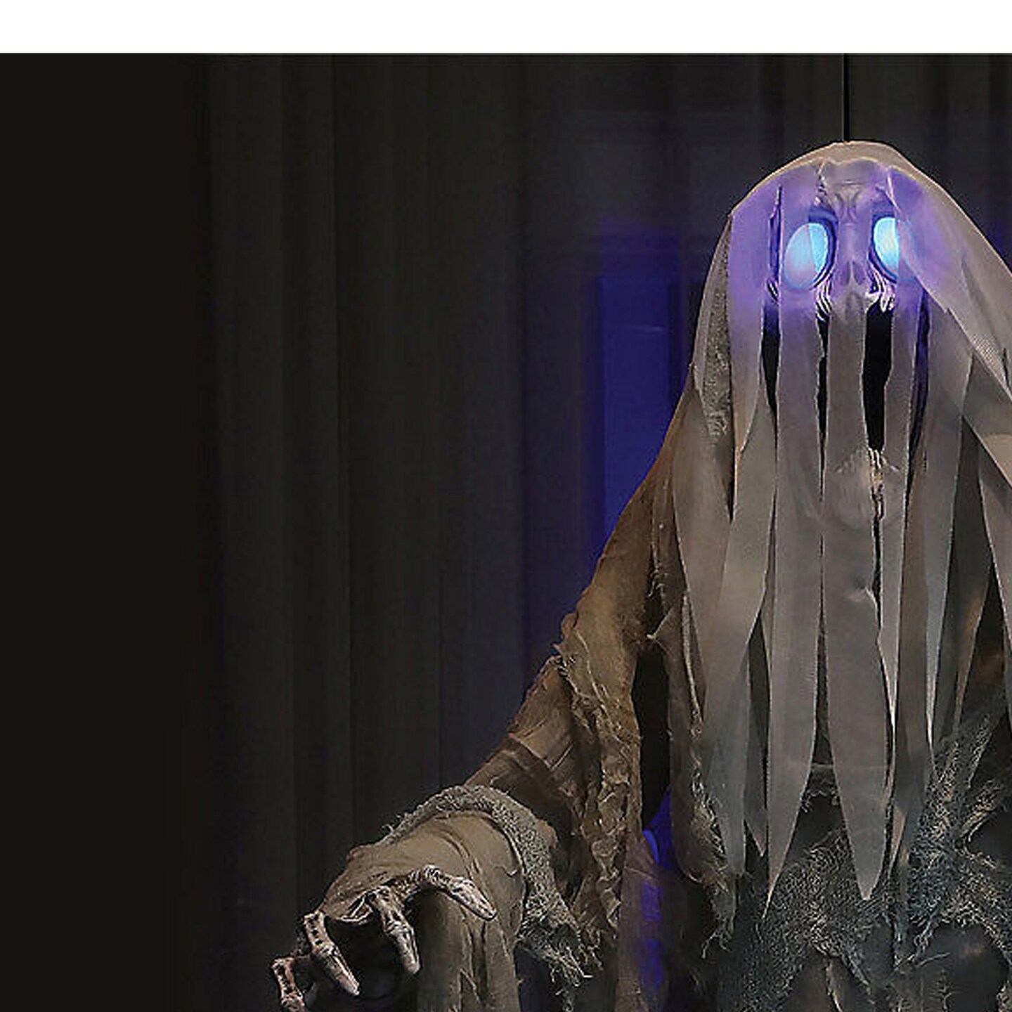 Hanging Ghost Prop with Glowing Eyes 60 Inc