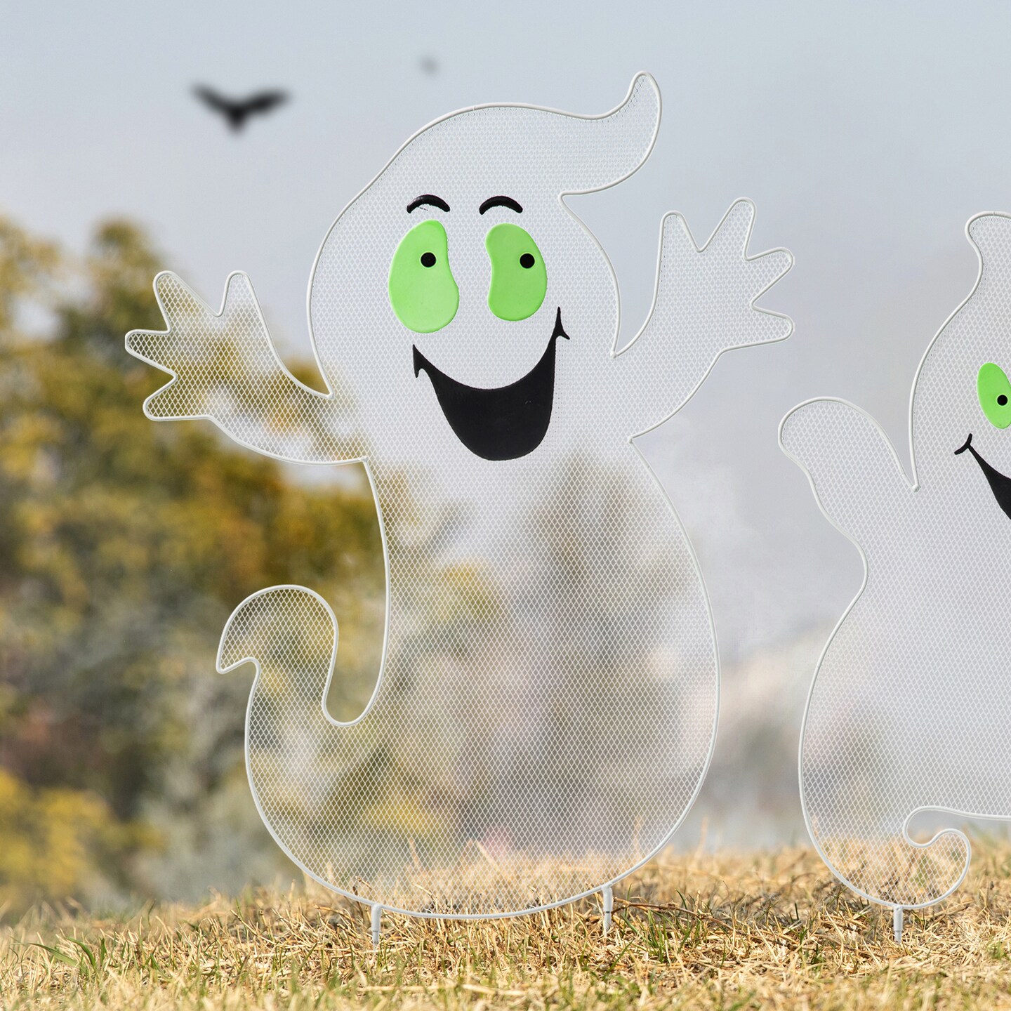 40&#x22;H Set of 3 Halloween Metal Mesh Glow in Dark Ghost Family Yard Stake