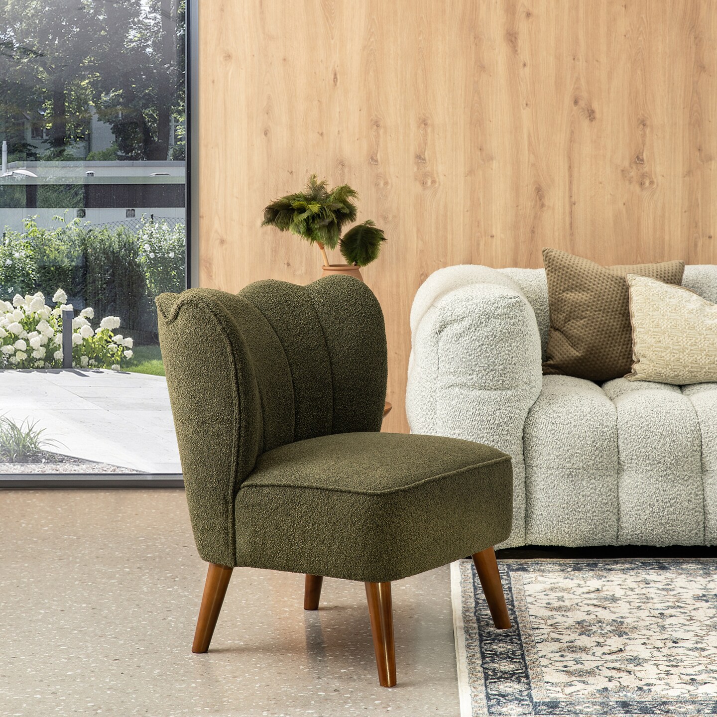 32.75"H Upholstered Tufted Accent Chair with Rubber Wood Legs