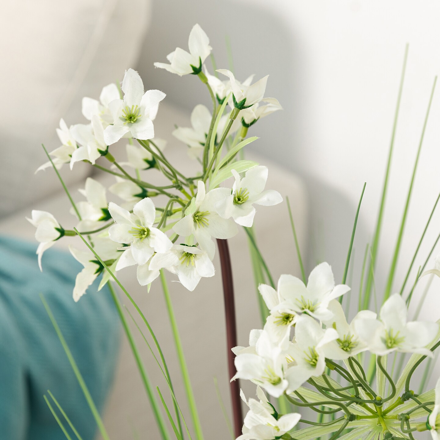 3.25ft. Onion Grass Artificial Plants in Pot