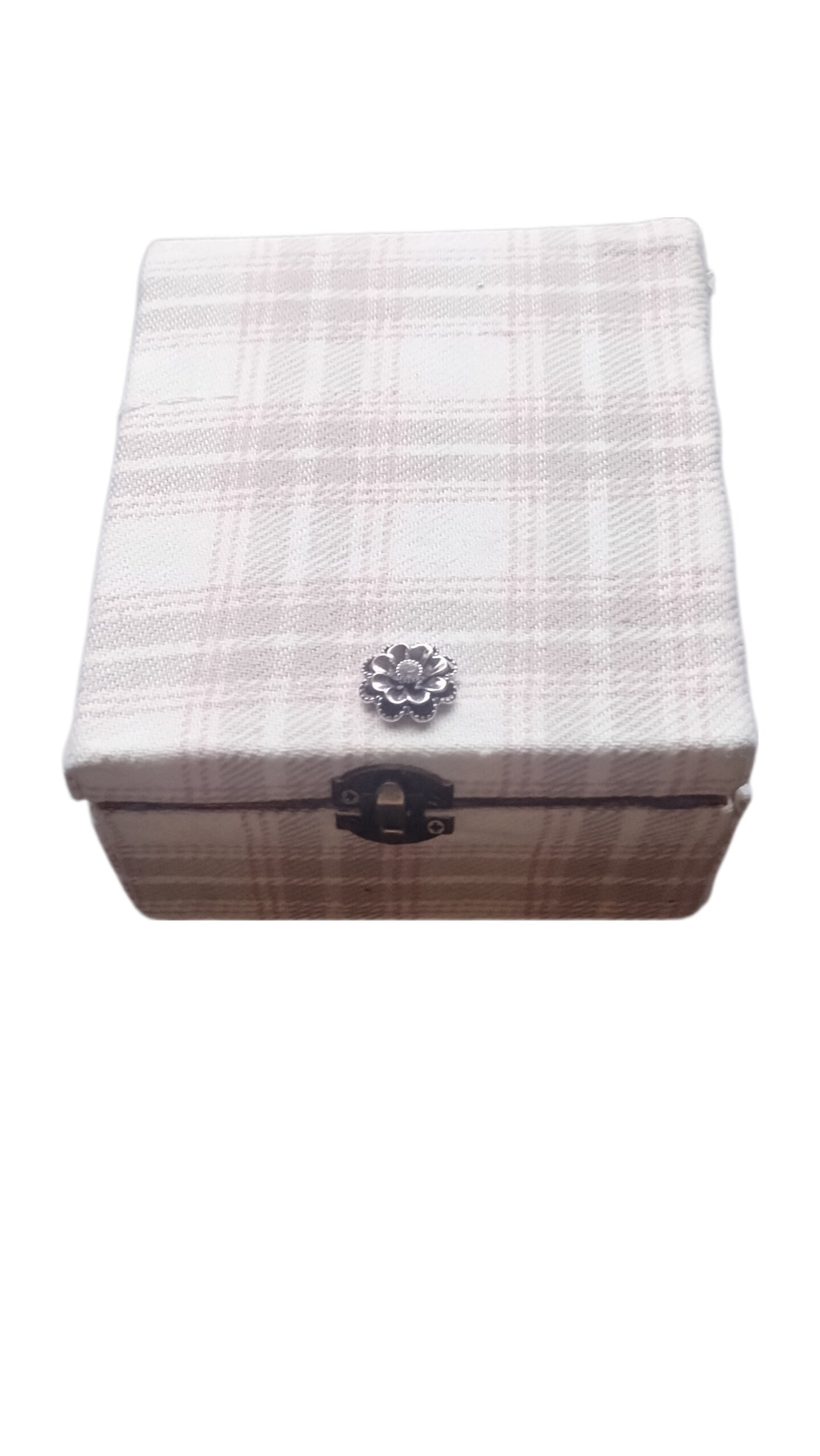 Pink and white plaid box 430606032403169280