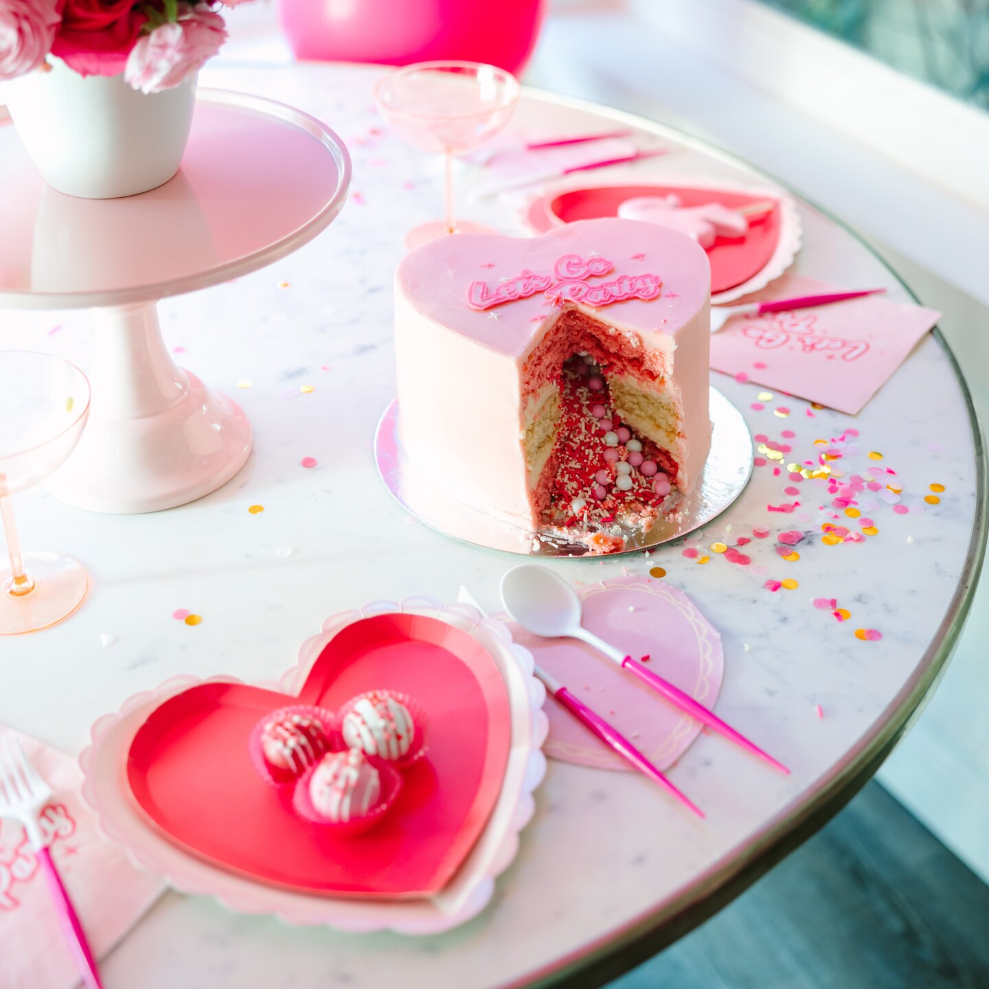 HAUTE PINK HEART SHAPED PLATES