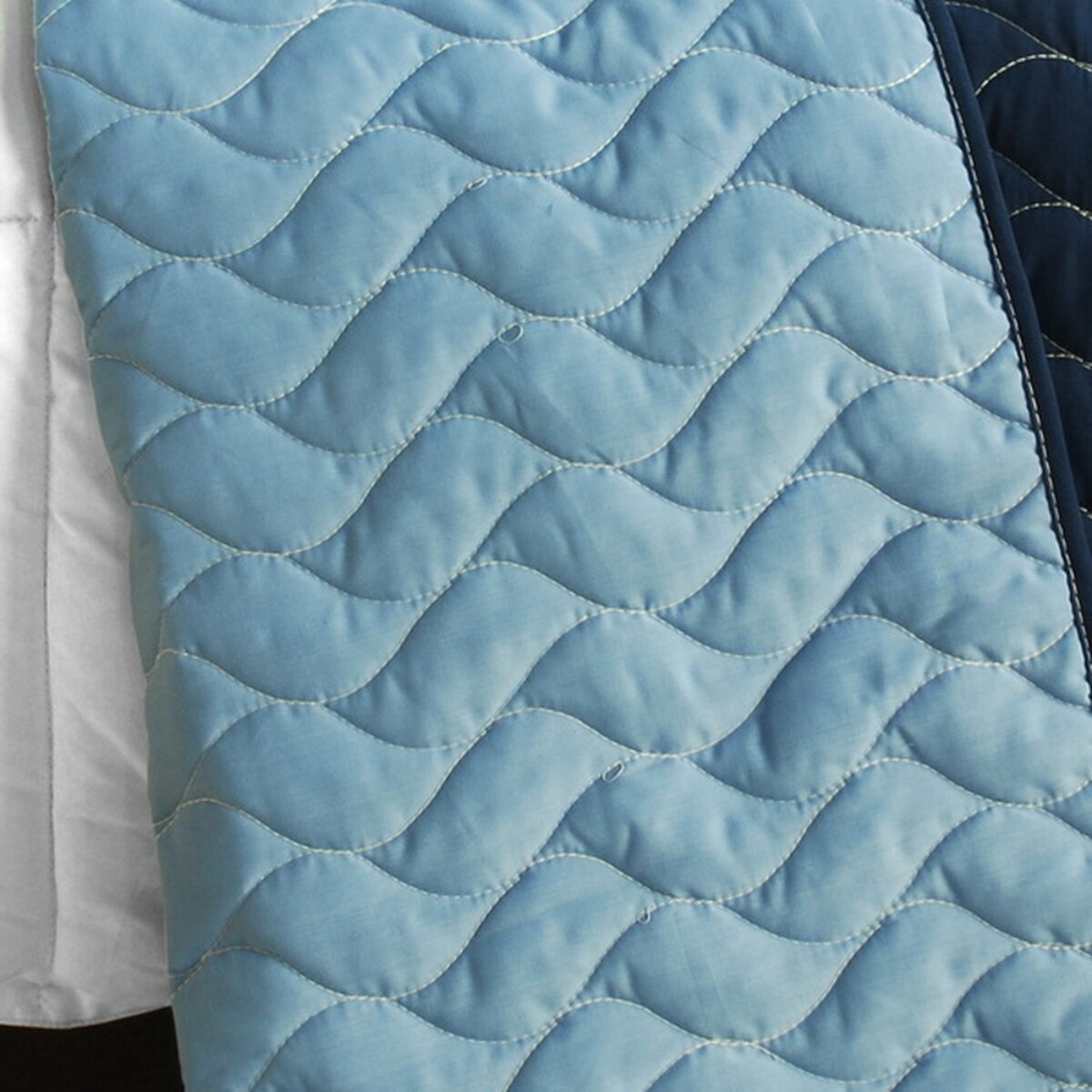 3-Piece Full/Queen Patchwork Quilt Set, Handmade Vermicelli Quilted Bedding