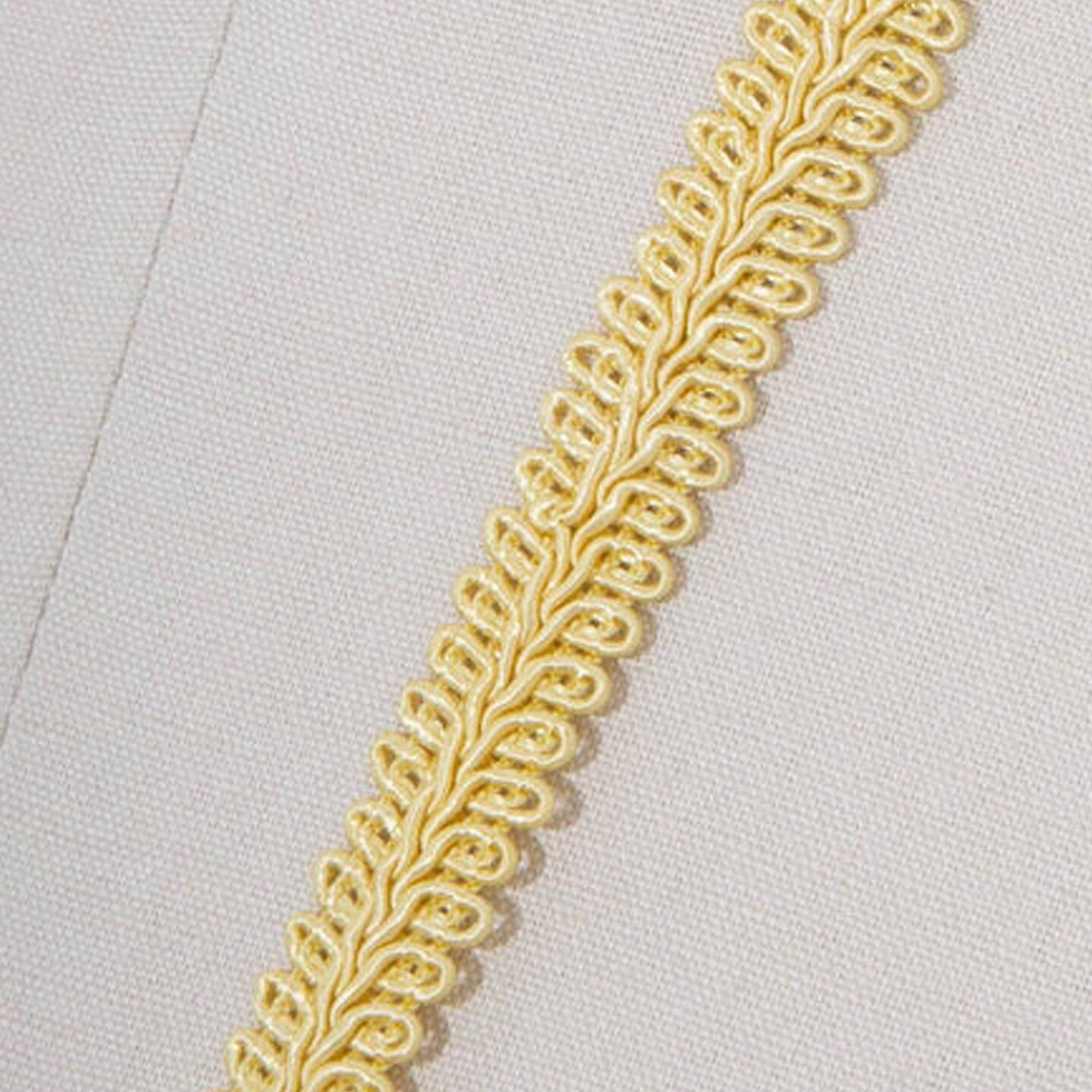 2 Yards Yellow Victorian Gimp Trim, 5/8&#x22; Width Upholstery &#x26; Craft Lace,