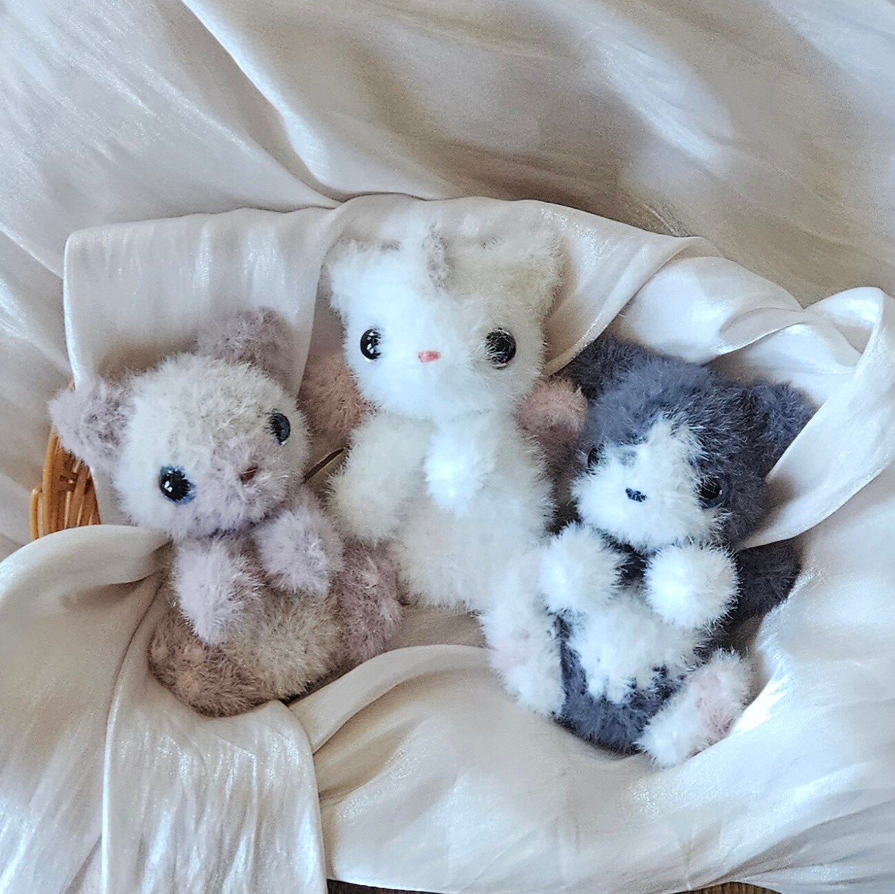 product name is Customize Your Own Crochet Cat. Amigrumi