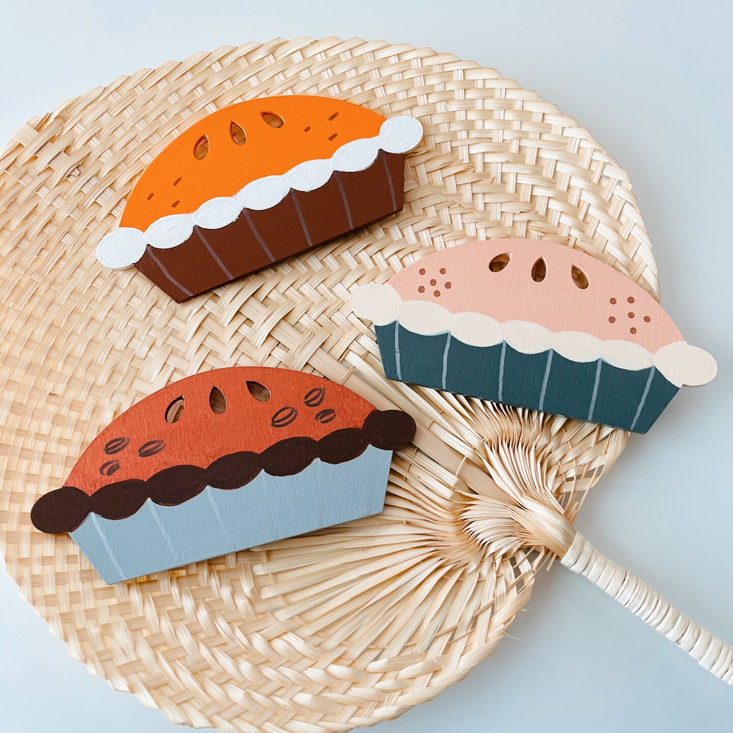 Pretend Play Pies, Pumpkin Pie, Wooden Toy Set, Play Food, Wooden
