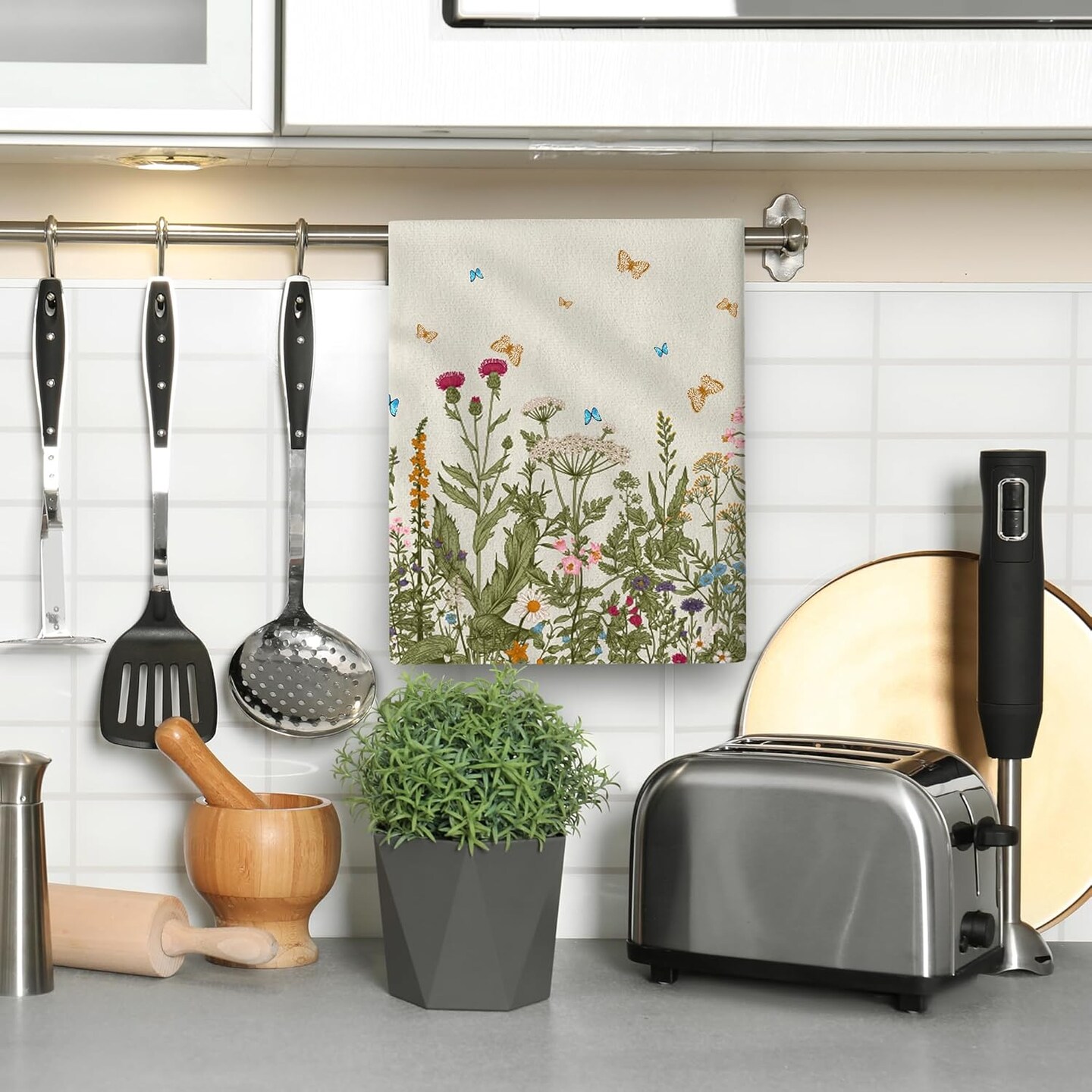 Spring Floral Kitchen Towels Decorative Set of 2, Summer Flower Dish Towels for Kitchen Decor