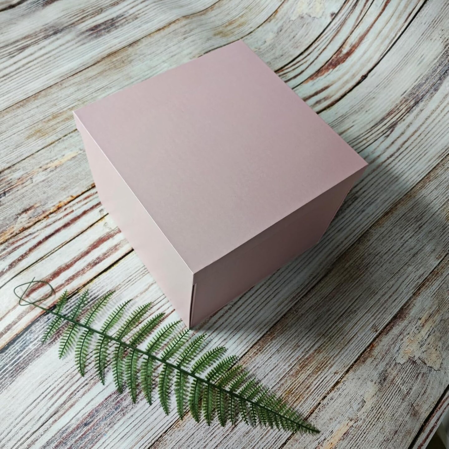 10&#x22; Gift Boxes,Pink Gift Box with Lid and Shredded Paper Fill,Present Box,Birthday gift box,Perfect For Packaging Christmas Valentine&#x27;s Day Family or Business.