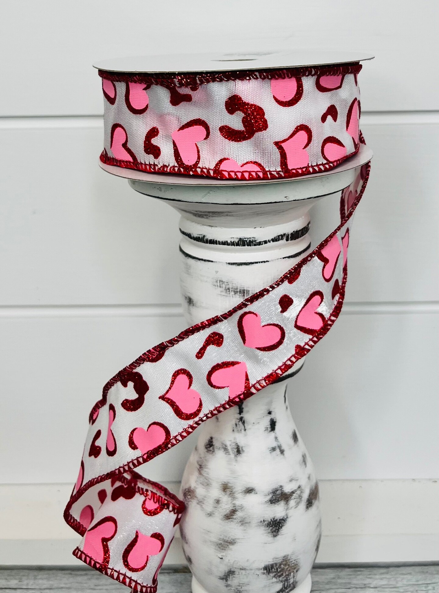 1.5&#x22;x10YD Heart Leopard Spots Valentine&#x27;s Day Wired Ribbon - Pink/Red/White - Playful Romance for Crafts and Decor (RGC189624)