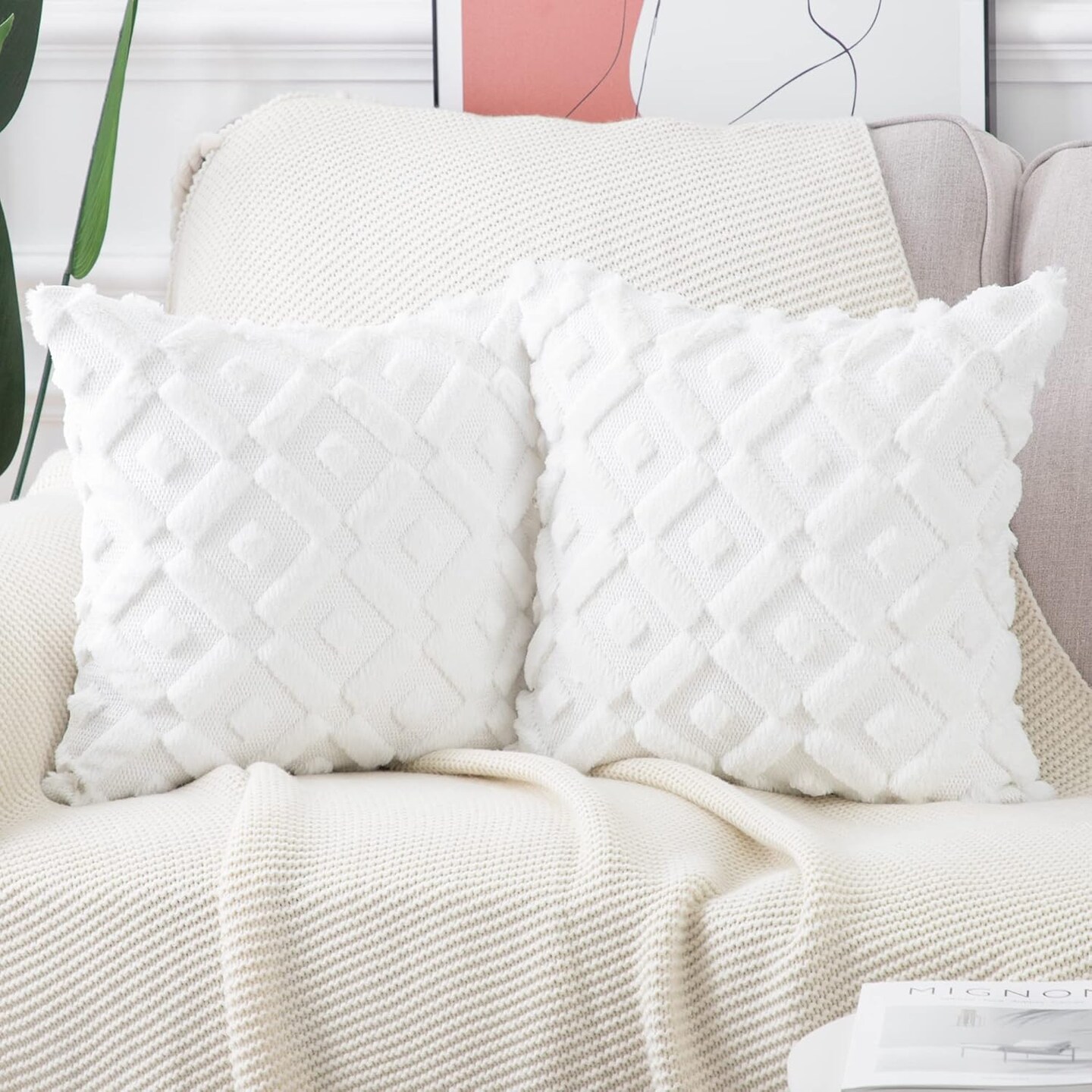 Set of 2 White Plush Short Wool Throw Pillow Covers 18x18 Inch Square Super Soft Cozy Decorative Velvet Cushion Cover for Sofa Bedroom Livingroom Pillow Shell