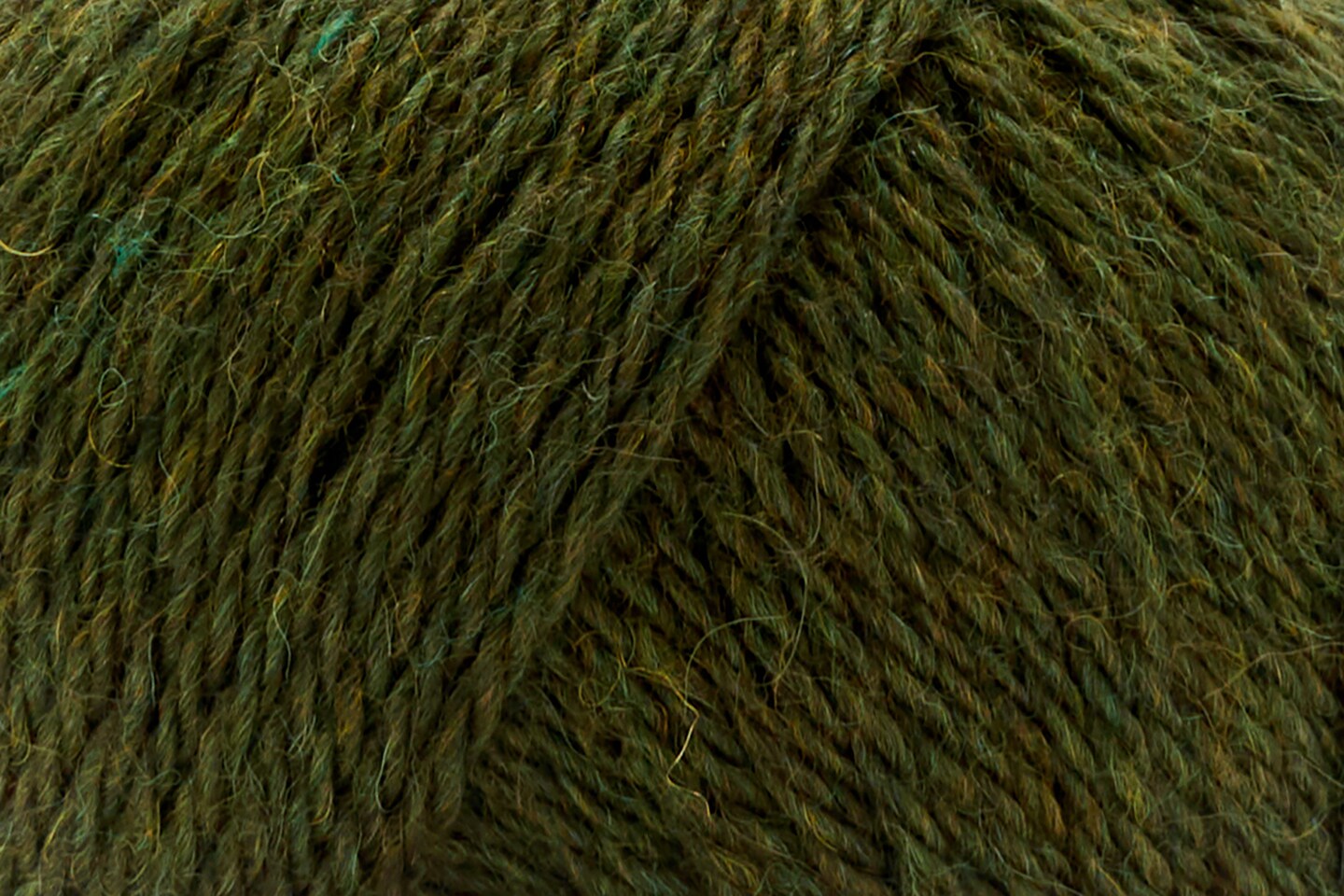 Fawning by Universal Yarn - Baby Alpaca / Merino Wool DK Yarn - 15 colors