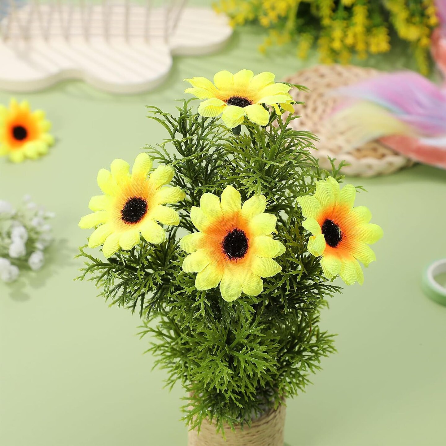 100pcs Mini Artificial Sunflower Heads Small Fake Sunflower Petals Lifelike Yellow Flowers Bulk for Party Wedding Decor Bride Holding Flowers