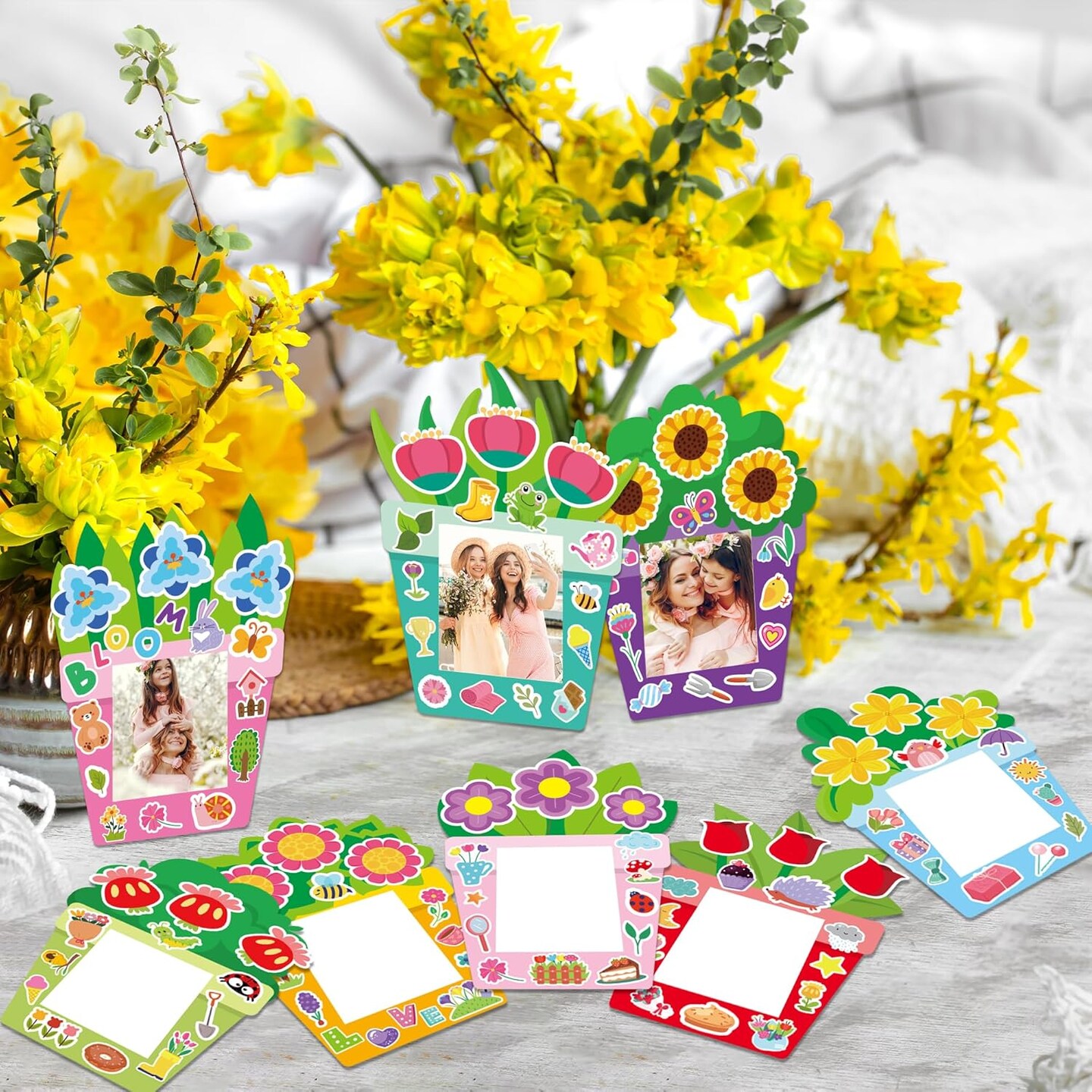 96Pcs DIY Mother&#x27;s Day Craft Kits for Kids, Make Your Own Spring Picture Frames with Stickers Flowers Paper, Spring Seasonal Gifts Craft Decor, Classroom Activities Supplies