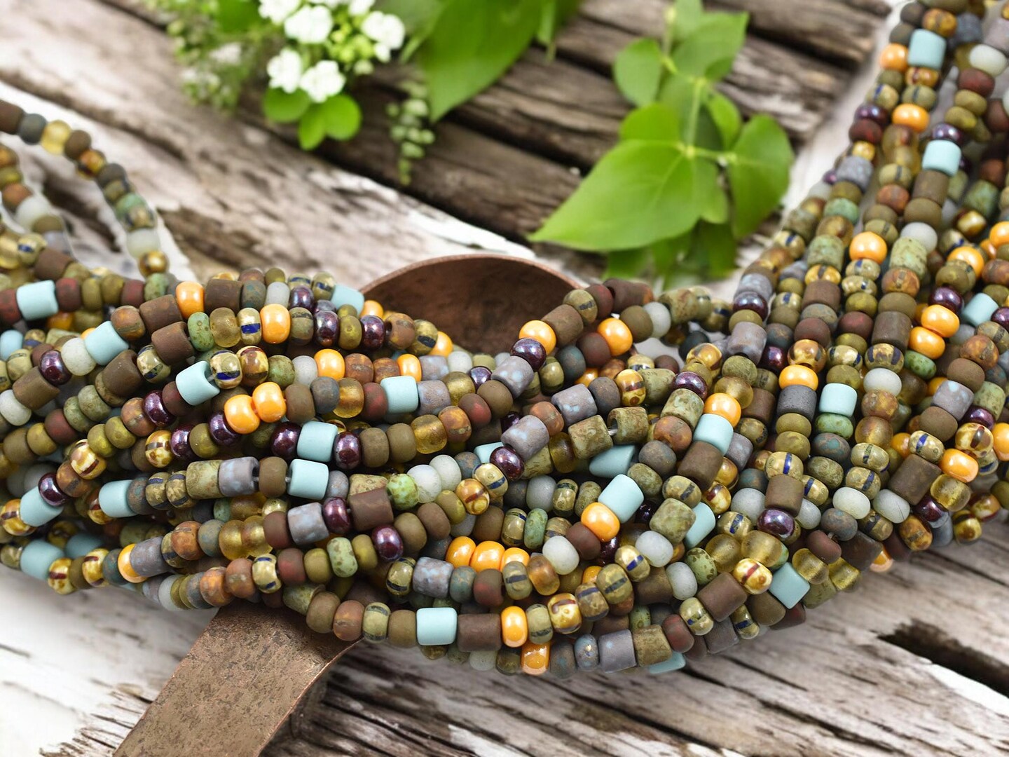 6/0 Aged Matte Gala Striped Picasso Mix Seed Beads (21&#x22; Strand)