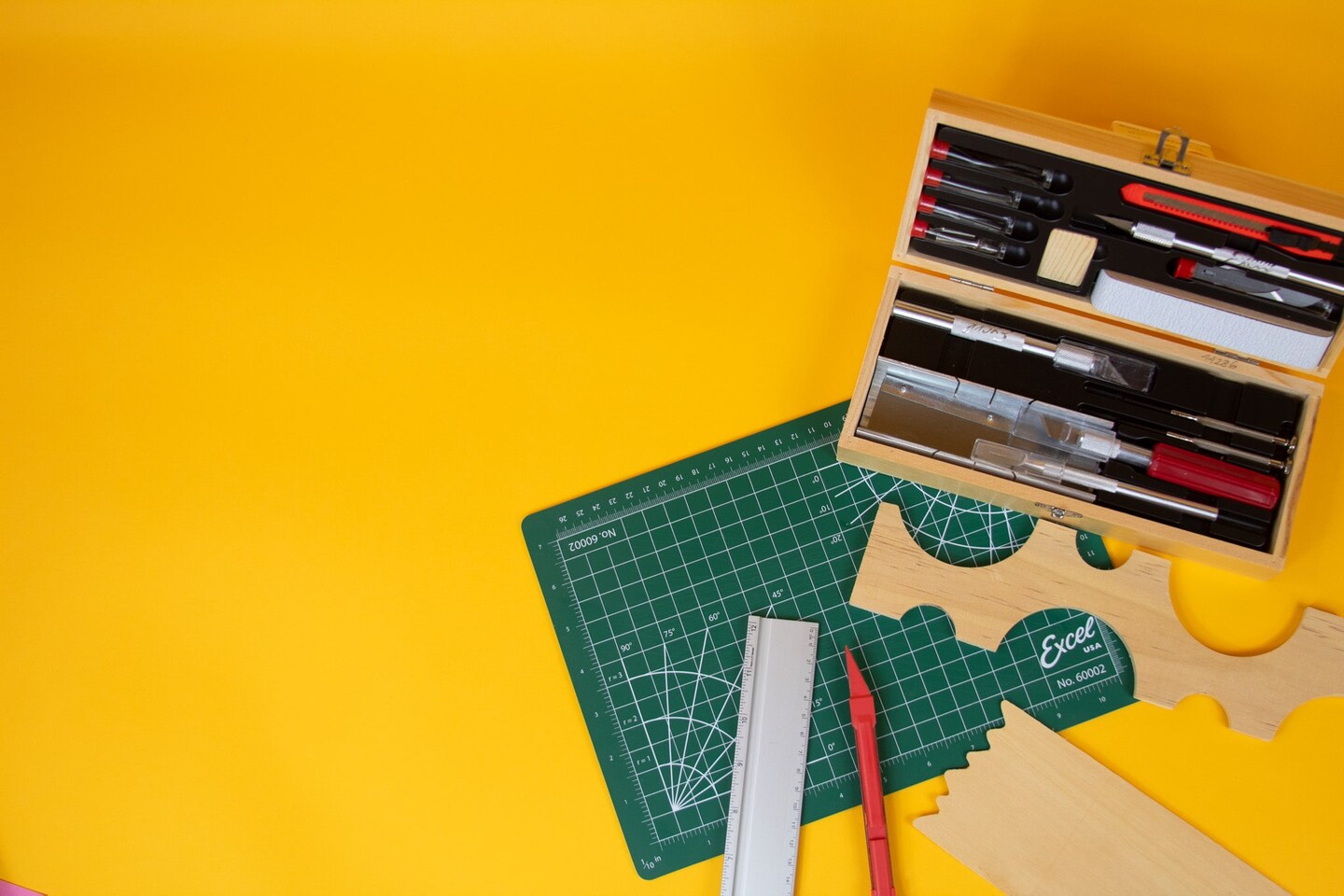 Excel Blades Deluxe Knife & Tool Set with Wooden Case, 16 Handles & Accessories, USA Made