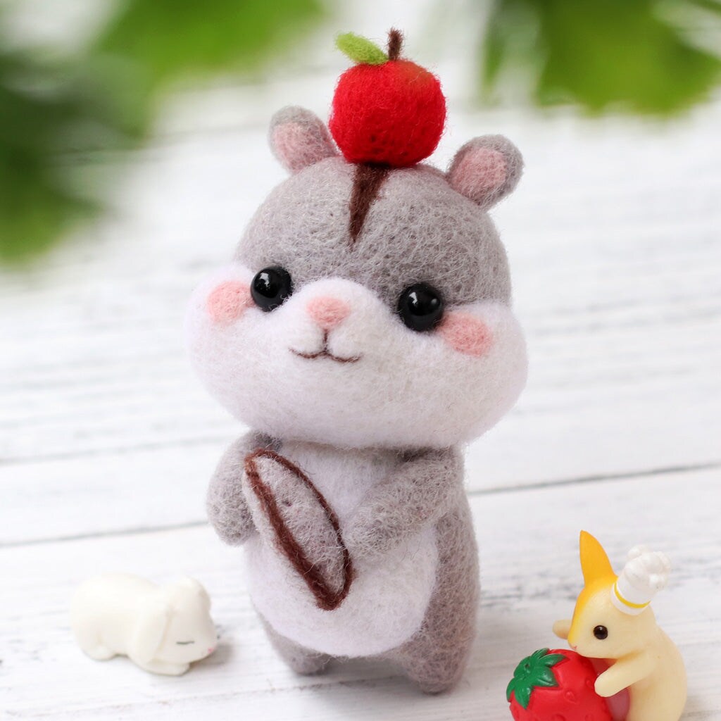 Hamster with Cherry Needle Felting Kit. Wizardi DIY Wool Craft Kit F07N8-128